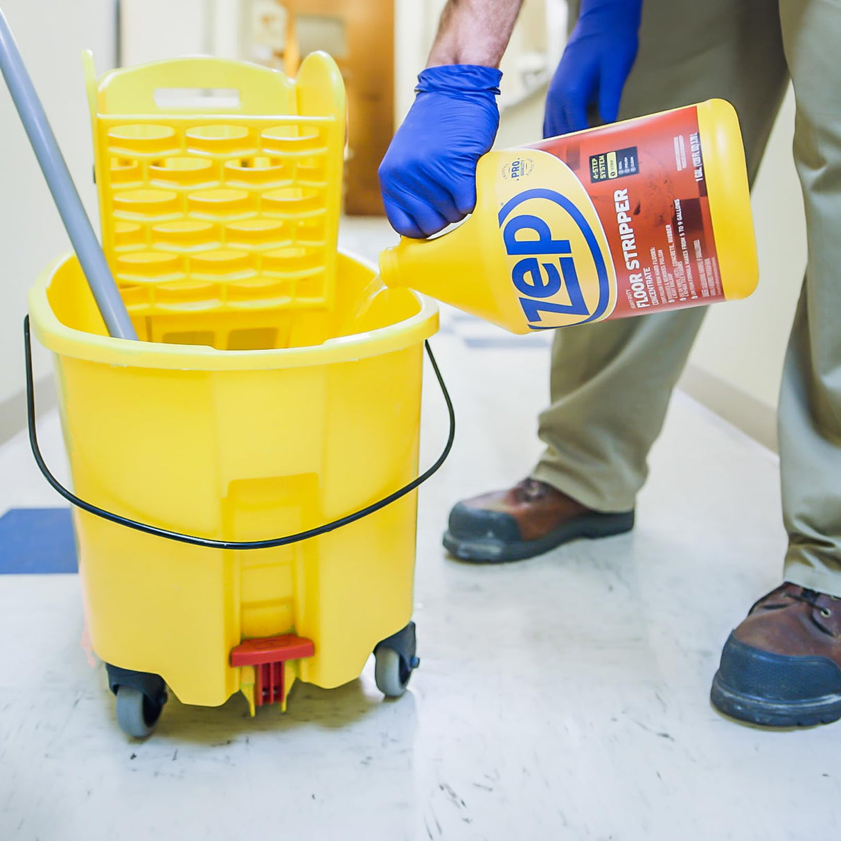 Zep Heavy-Duty Floor Stripper Ammonia Free Concentrate - 1 Gallon (Case of 4) ZULFFS128 - Dissolves and Removes Polish from Hard Floors, Use on Vinyl (VCT), Concrete, Rubber