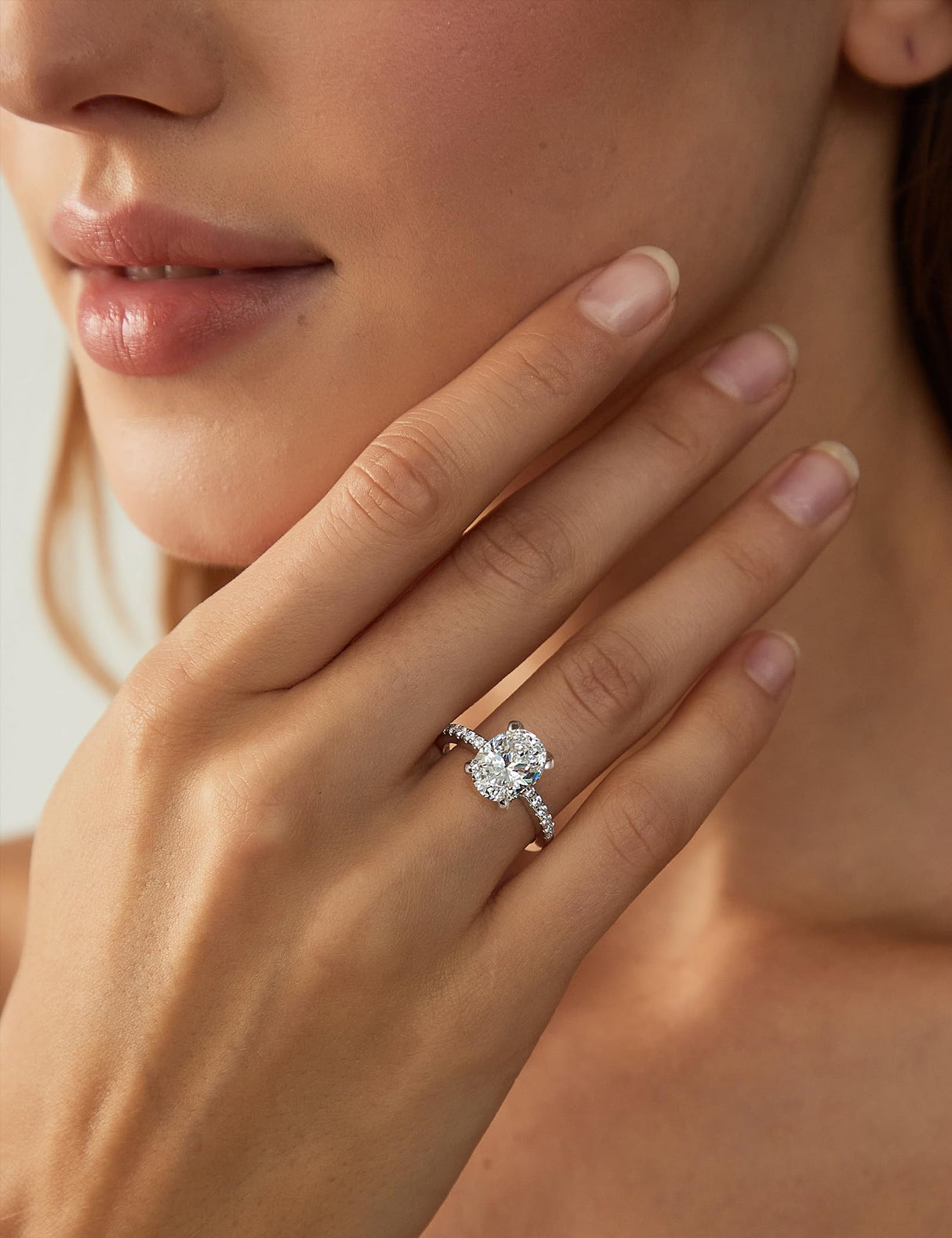 EAMTI 3CT Engagement Rings for Women Oval Cut Cubic Zirconia CZ Promise Rings for Her Wedding Bands Travel Silver Ring White Gold Plated Size 7