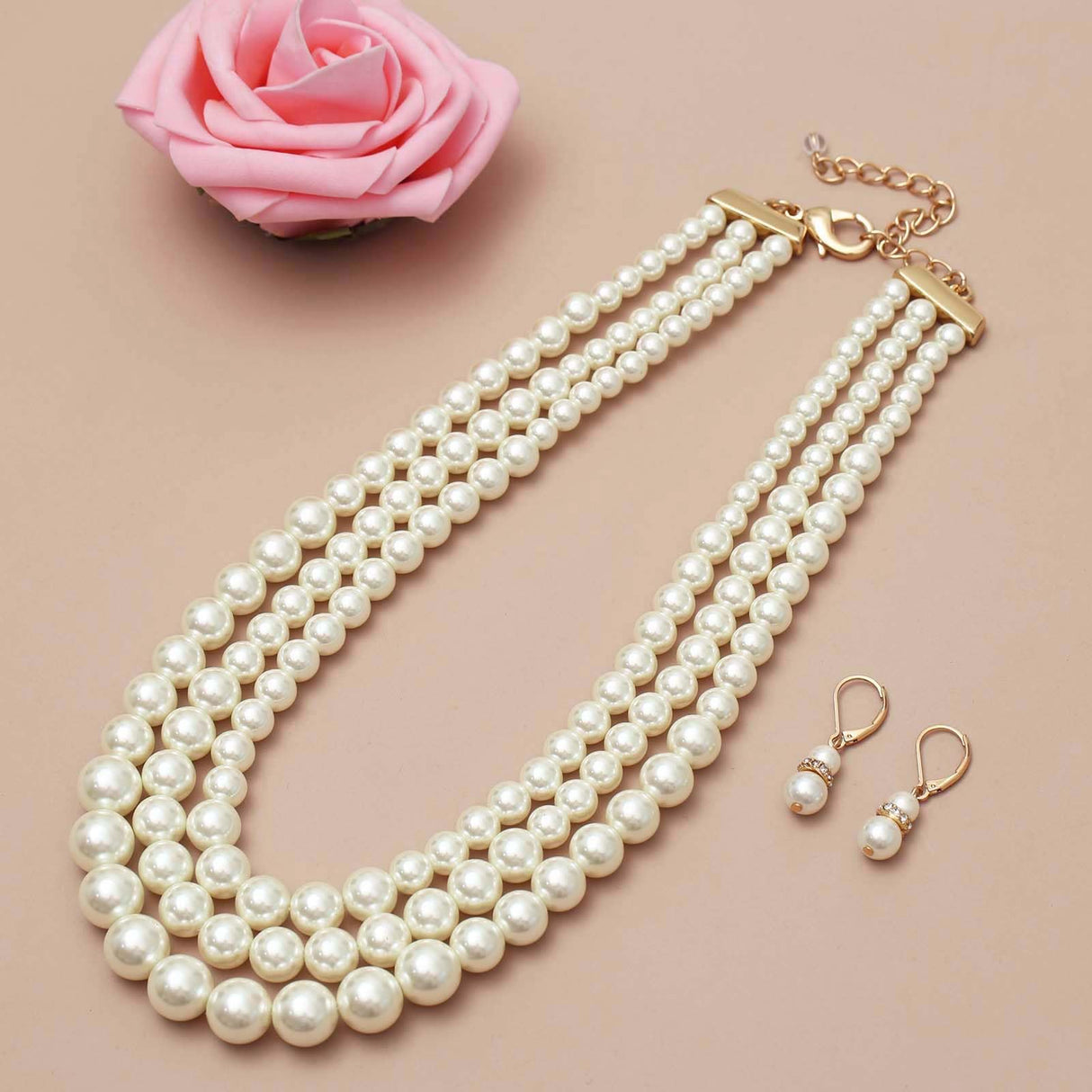 S SUSANN Costume Layered Gold Pearl Necklace Choker Chunky Glass Statement Necklace and Earring, good gift for women Faux pearl necklace (Pearl collar necklace)