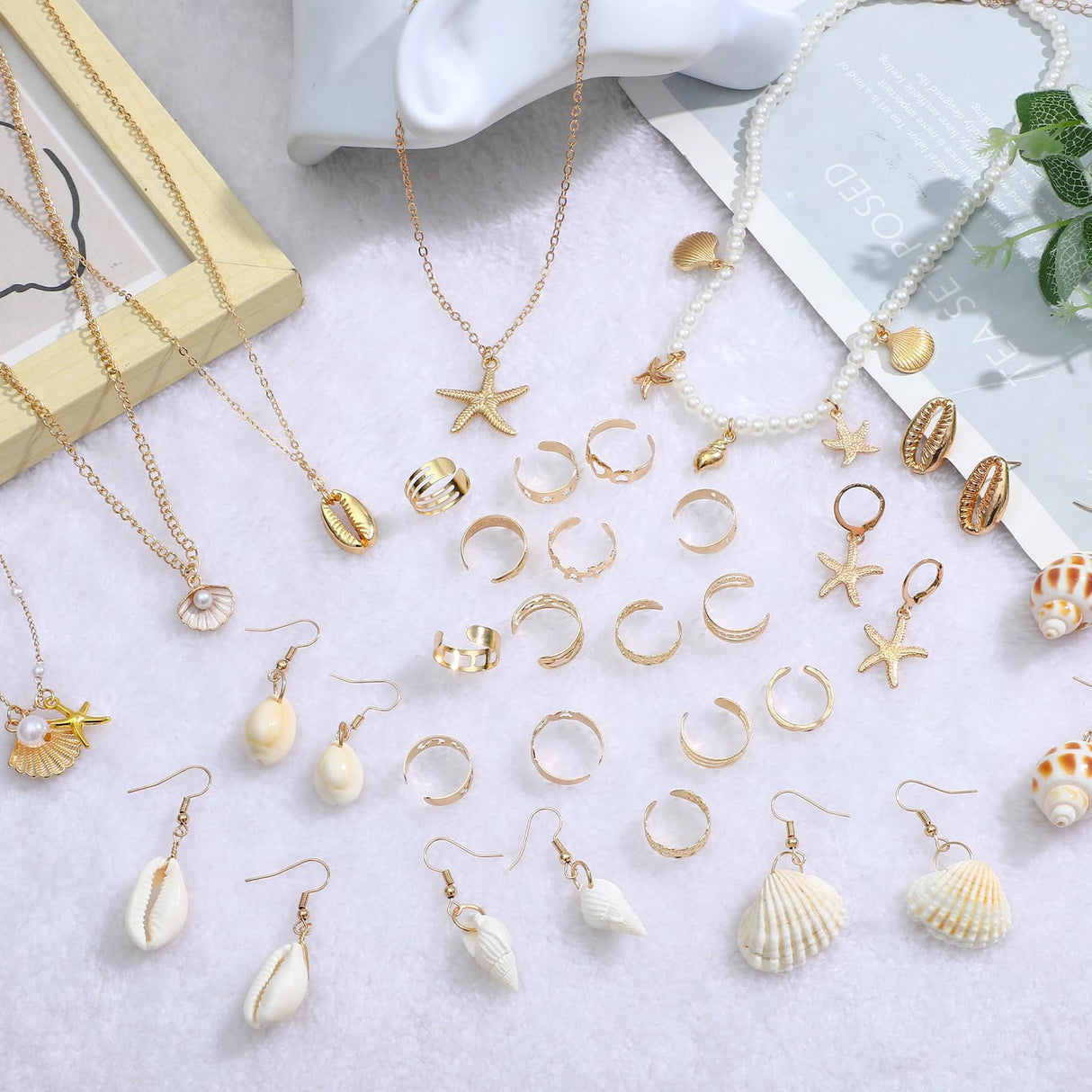 NEWITIN 49 Pieces Gold Jewelry Set for Women Boho Beach Jewelry Set Summer Ocean Seashell Starfish Necklaces Bracelets Toe Rings Earrings for Women