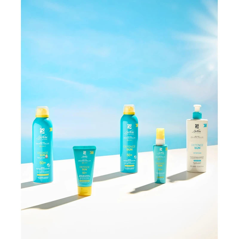 Bionike Defence Sun Face Liquid Anti-Shine SPF 30 Matte for Normal and Combination Skin, Mattifying and Antioxidant Effect, Waterproof, Strengthens and Repairs Skin, 50 ml