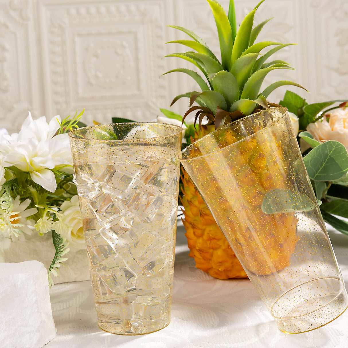 I00000 16 oz Gold Plastic Cups, 100 Pack Gold Glitter Plastic Cups Tumblers Disposable Party Cups Wedding Cups, Heavy-duty Plastic Disposable Cups Ideal for Halloween,Thanksgiving & Christmas Parties