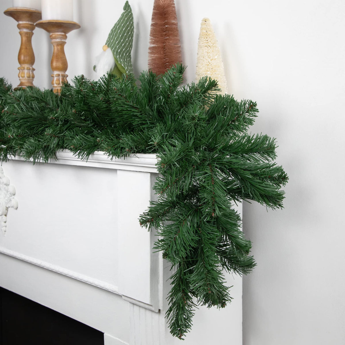 Northlight Colorado Spruce Artificial X-Mas Garland, 9' x 10", Green