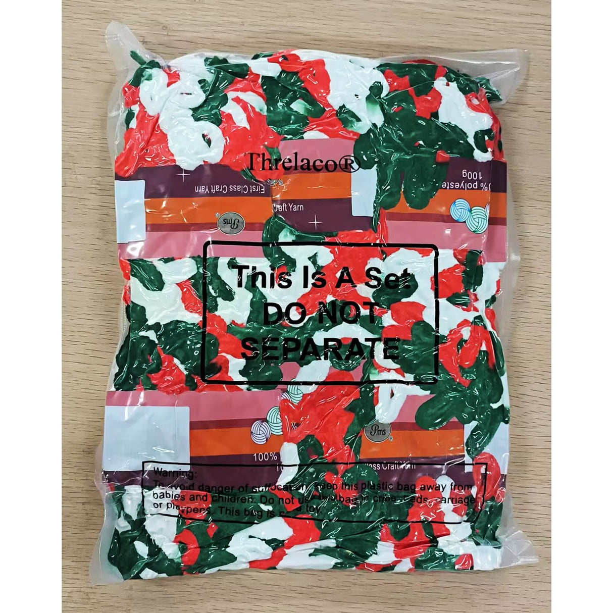 Threlaco 6 Skeins Christmas Loop Yarn Finger Loops Yarn Bulk Soft Chunky Yarns 600 g for Christmas Yarns Beginners Knitting No Needles or Hooks Crochet Gift Craft (Red, White, Green)