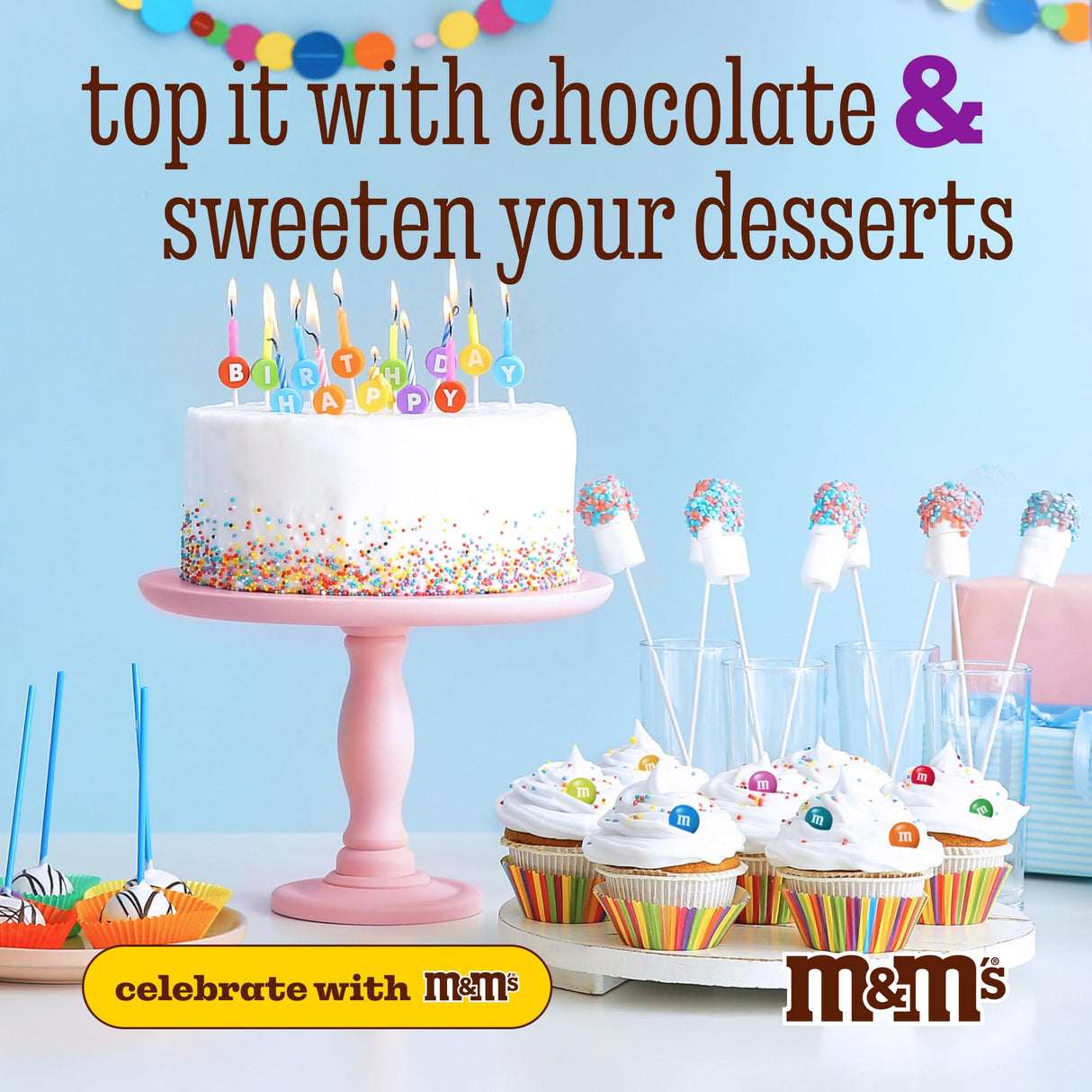 M&M’S WORLD Red Milk Chocolate Candy, 2lbs of M&M'S in Resealable Pack for Candy Bars, Birthday Parties, Christmas Chocolate, Valentine's Day, 4th of July, Dessert Tables & DIY Party Favors