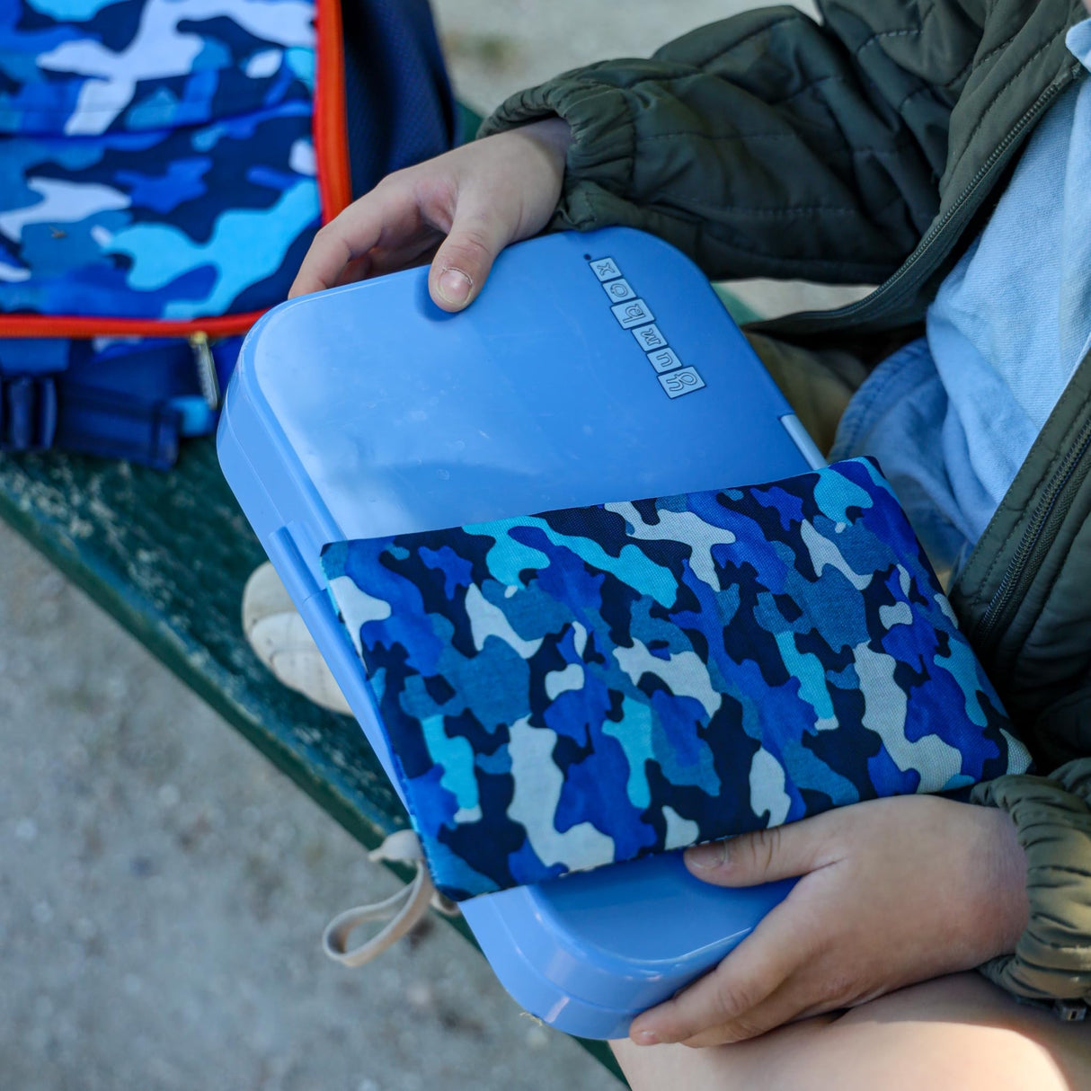 Yumbox Reusable Soft Gel Ice Packs for Lunch Boxes – Sweatproof Kids Lunchbox Ice Packs (Set of 2, 6.5″ × 7.5″)(Camo & Shark)