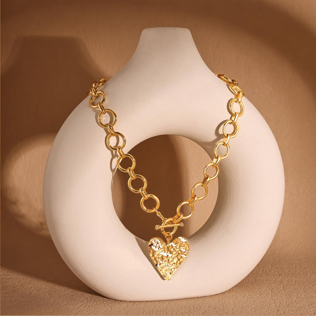 Robaice Chunky Heart Necklace for Women，14K Plated Gold Chain Necklaces