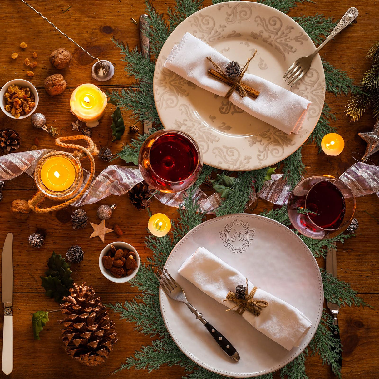 Gandeer Christmas Placemats Set of 6 Round Greenery Place Mats Xmas Circular Artificial Wreath Dining Table Decor Winter Fake Plants Branches Mats for Kitchen Accessories(Cedar)