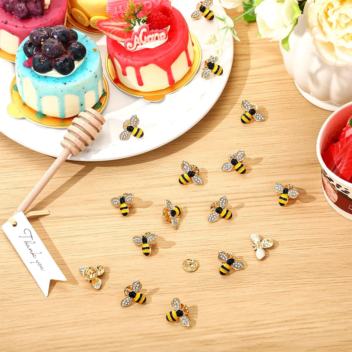 Unittype 25 Pcs Rhinestone Bee Brooches Gold Insect Themed Animal Fashion Brooches with Safety Buttons Cute Animal Lapel Pins for Clothing, Bags, Hats Gifts