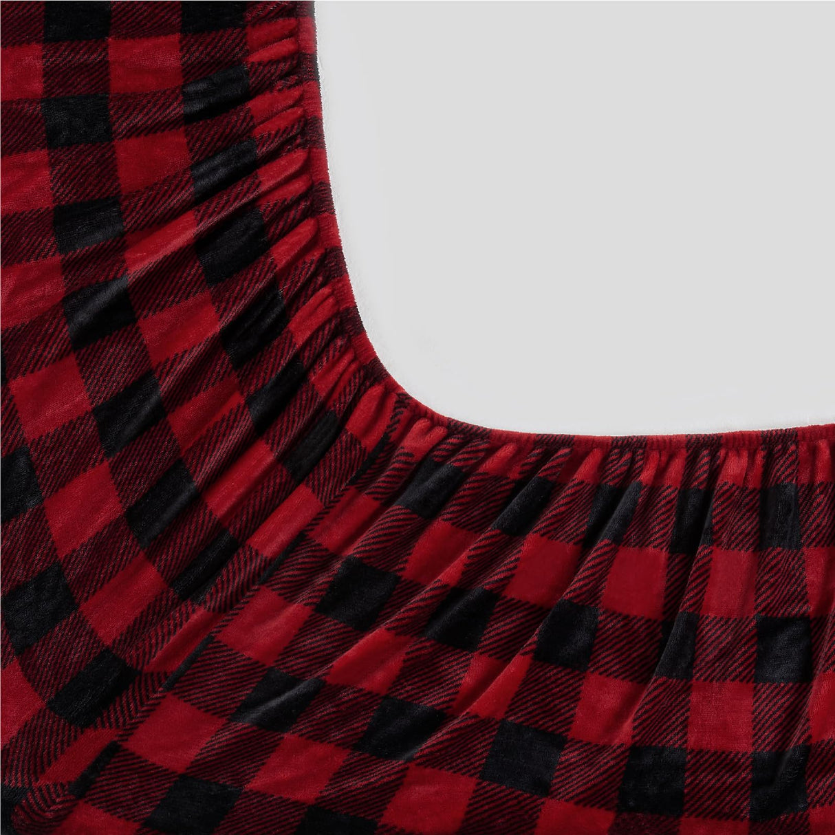BEDELITE Flannel Sheets Queen Size Bed Set, Luxury Red and Black Plaid Christmas Bedding Set, Super Soft & Warm Fuzzy Fleece Sheets 4 Piece(Include Fitted Sheet, Flat Sheet, 2 Pillowcases)