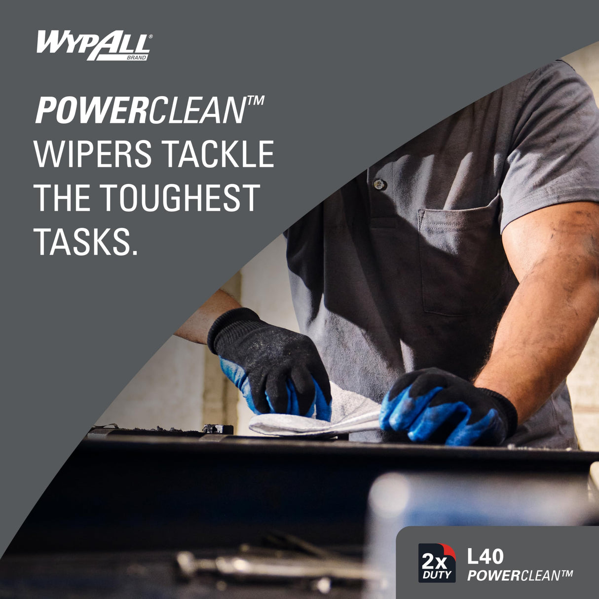 Wypall PowerClean L40 Cloths Extra Absorbent Wipes (05701), Quarterfold, Bulk Paper Wipers, White (18 Packs of 56 Sheets, 1,008 Sheet Total)