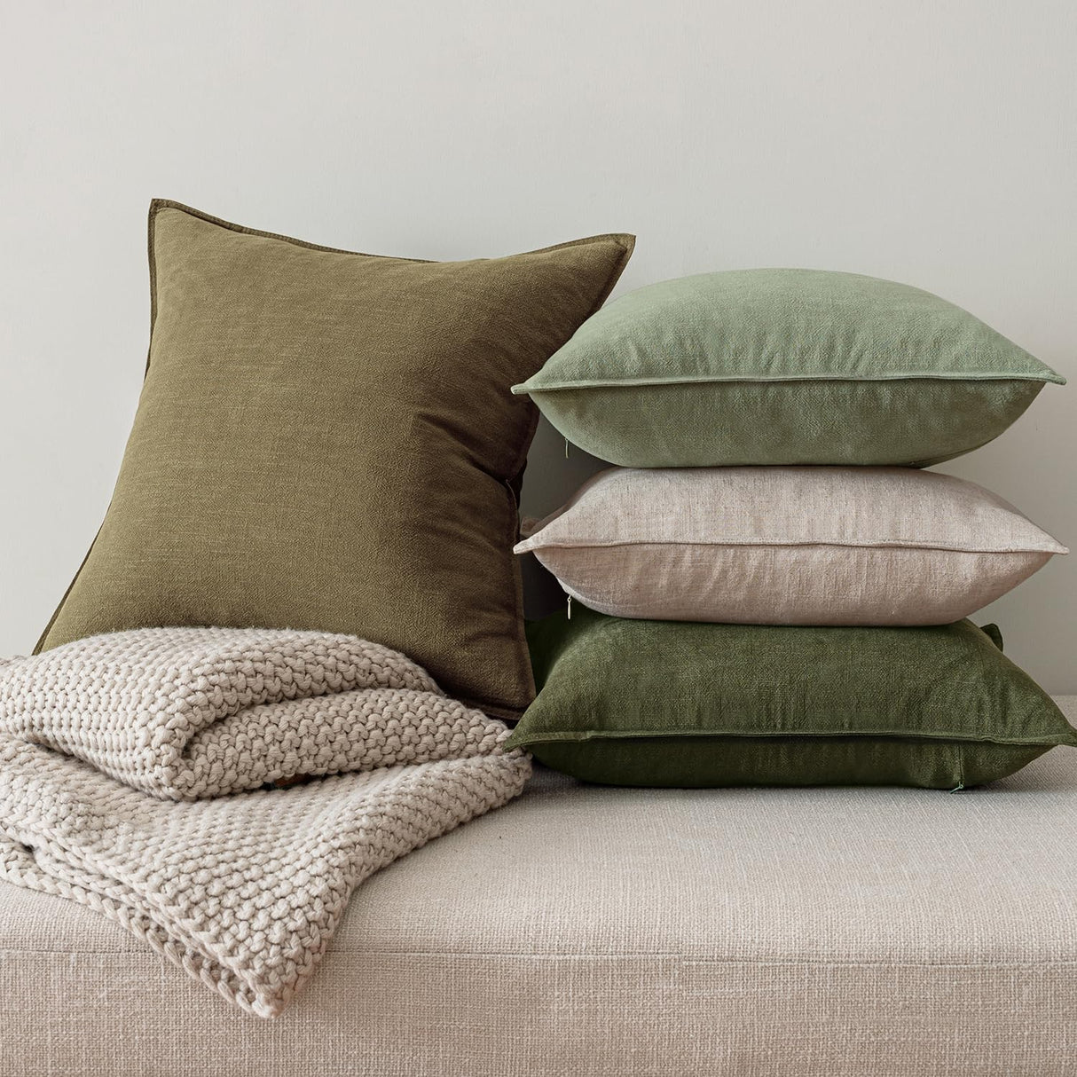 MIULEE Green and White Pillow Covers Pack of 4 Christmas Decorative Natural Solid Throw Pillow Covers Soft Accent Boho Farmhouse Couch Pillowcases Modern Decor for Living Room Bed Sofa 18x18 Inch