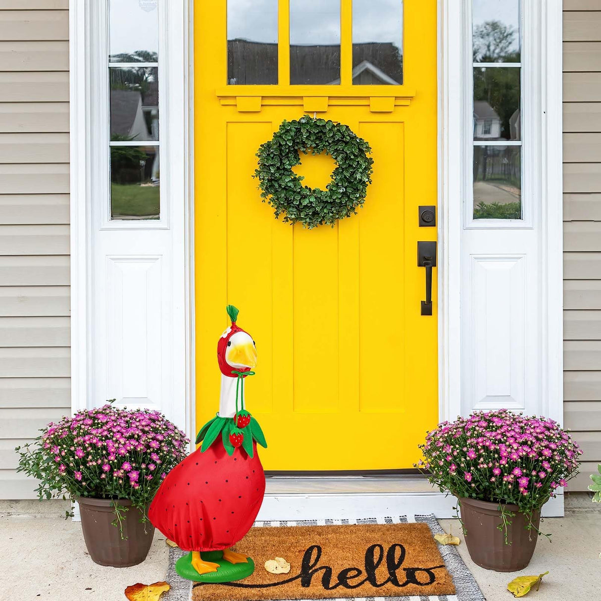 GANSHAYA Strawberry Porch Goose Outfits Strawberry Goose Clothes for Outdoor Garden Yard Patio Lawn Goose Statue