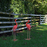 SUNREEK 2Pcs Flamingo Outdoor Statues, Metal Flamingo Yard Art Decor for Garden Home Patio Yard Display