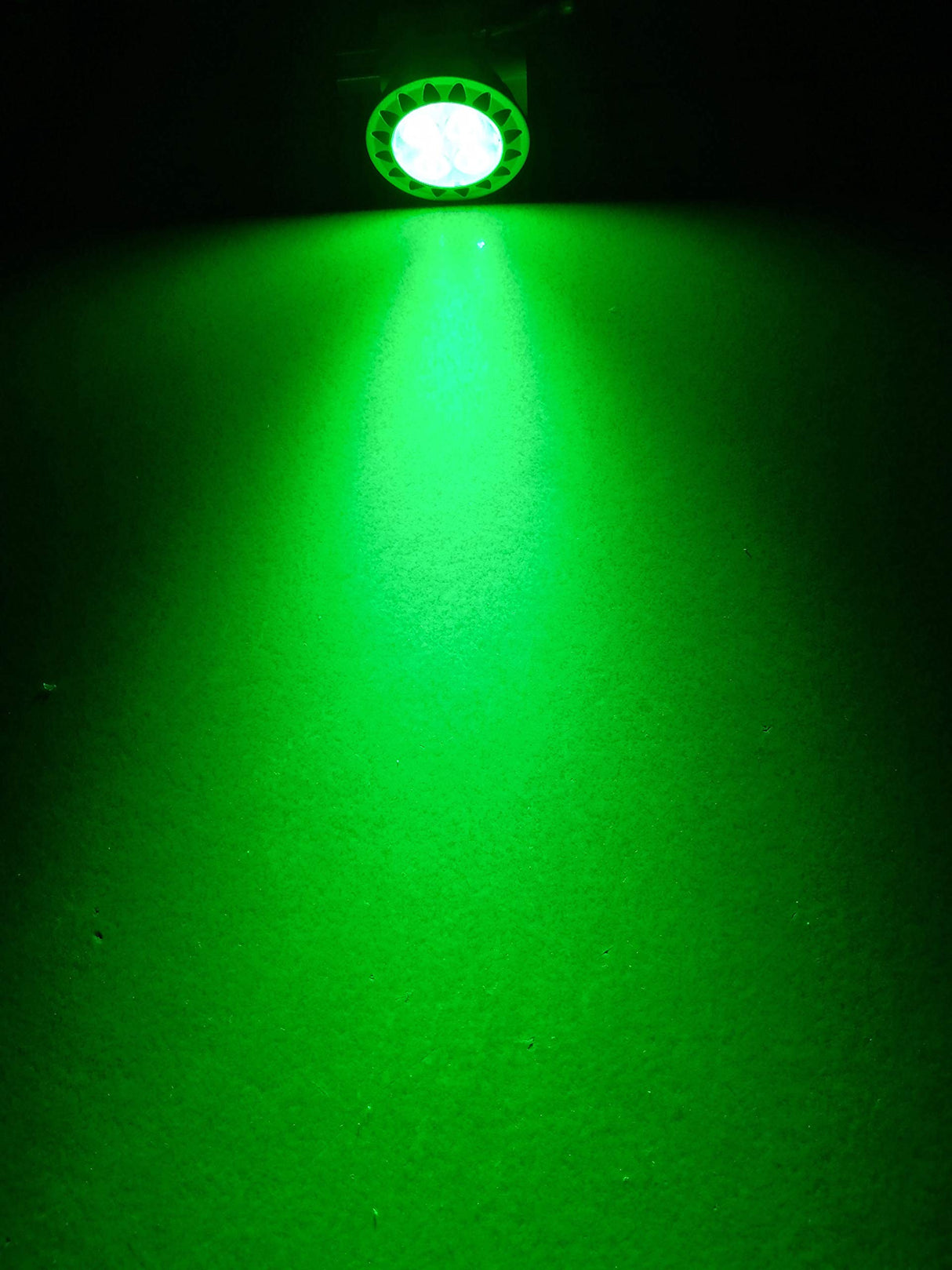 ALIDE MR16 Green Led Bulbs 5W 12V,Replace 20W 35W 50W Halogen,Low Voltage GU5.3 MR16 Led Green Bulb for Halloween Christmas Outdoor Landscape Yard Tree Lighting,Not Dimmable,38 Deg,6 Pack