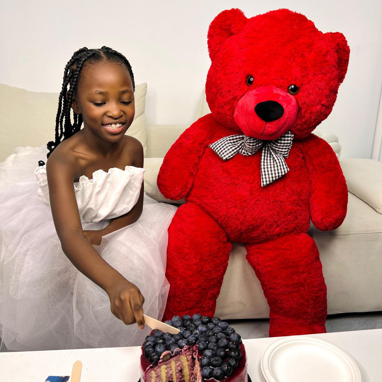 MaoGoLan Giant Teddy Bear Stuffed Animal 47inches,Red Classic Big Teddy Bear Plush Toy,Adorable and Fluffy Teddy Bear Gift for Christmas,Valentines Day,Baby Shower,Birthday,or Long Distance