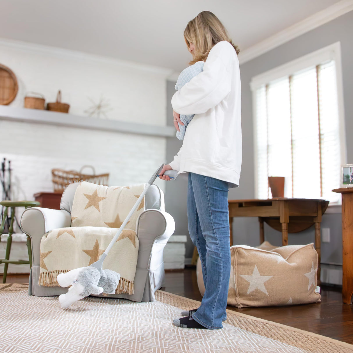 Unger 32” Grabber Plus Reacher – Reacher Grabber Tool & Trash Picker, Built-In Magnet & Ergonomic Grip, Grabber Reacher, Claw Grabber Tool, Reacher’s & Grabbers for Seniors, Trash Picker Upper Tool, White