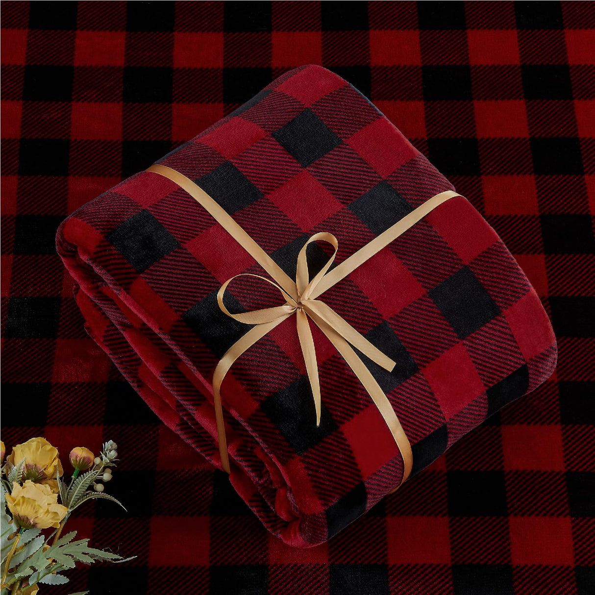 BEDELITE Flannel Sheets Queen Size Bed Set, Luxury Red and Black Plaid Christmas Bedding Set, Super Soft & Warm Fuzzy Fleece Sheets 4 Piece(Include Fitted Sheet, Flat Sheet, 2 Pillowcases)
