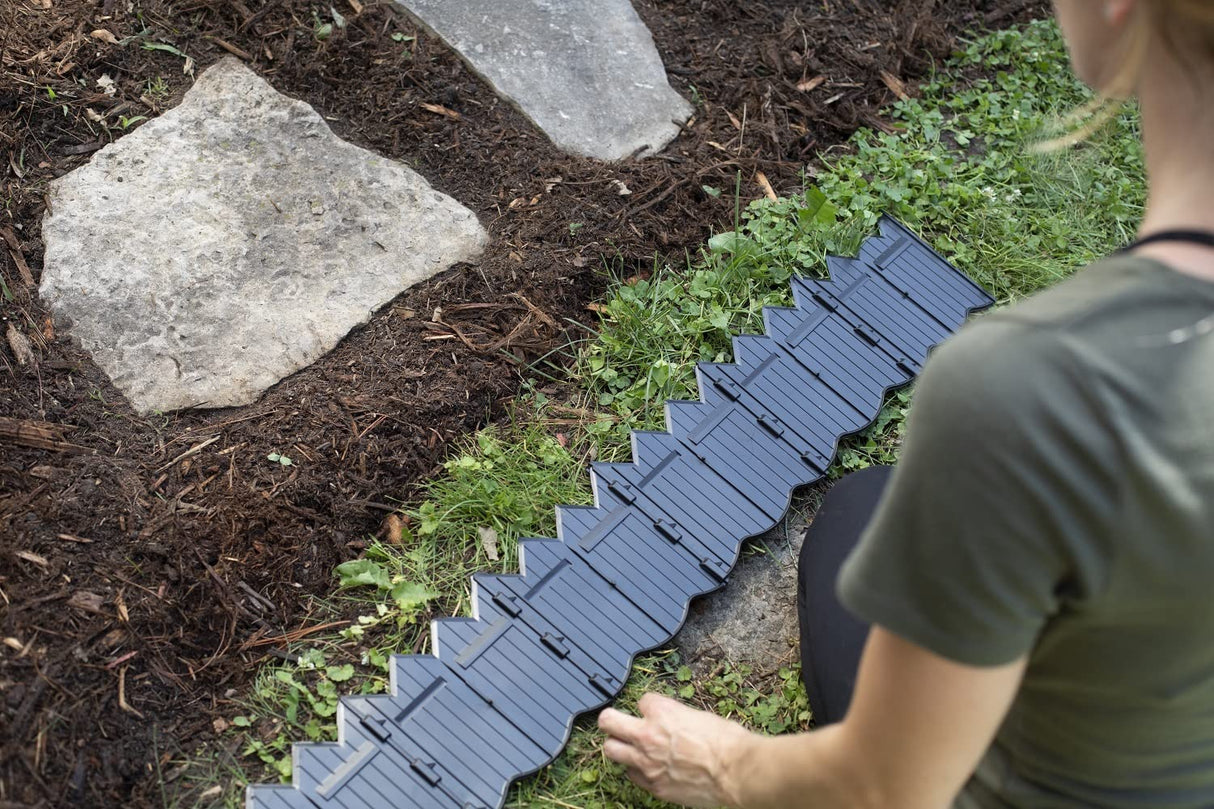 Master Mark Dig-Free Poundable Pound-In Landscape Edging, Garden Edging Border, Decorative Scallop Plastic Lawn Edging, 20 ft Coverage
