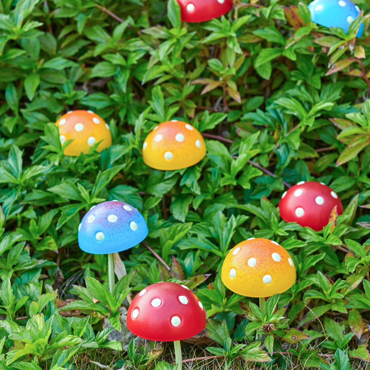 KIKTOP Mushroom Decor Fairy-Garden Outdoor Decor - Garden Decor Glow in The Dark Outdoor Spring Patio Shaking Head Yard Decoration 6 PCS Metal Mushroom Yard Stakes (Red2+Blue2+Yellow2)