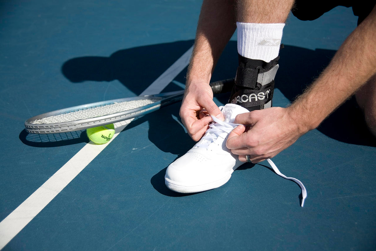 Aircast A60 Ankle Support Brace, Left Foot, Black, Medium (Shoe Size: Men's 7.5-11.5 / Women's 9-13)