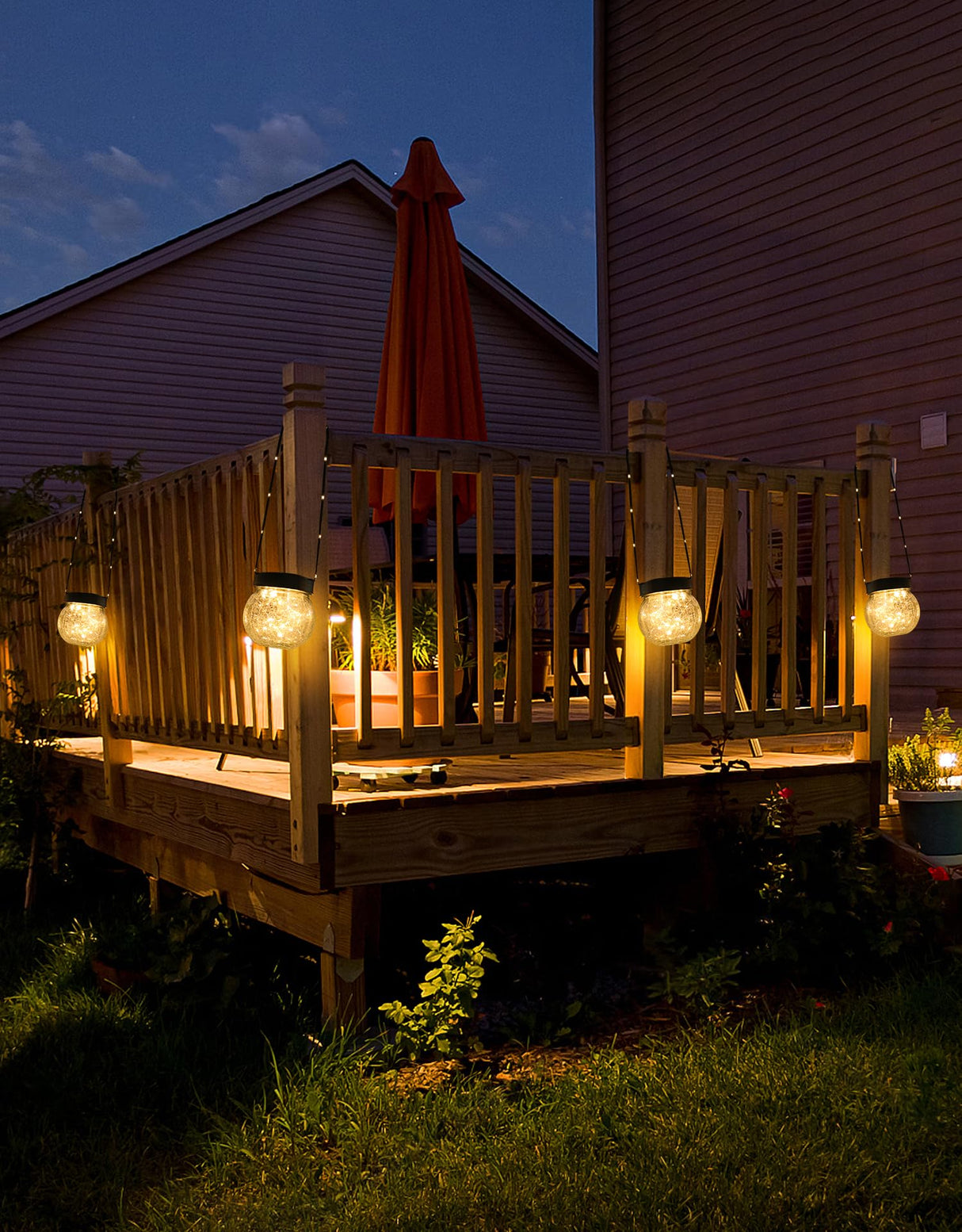 Solar Lanterns Solar Lights Outdoor Waterproof 6-Pack, Solar Powered Hanging Lights Cracked Glass Hanging Globes for Christmas Decoration, Shepherd Hook, Garden Tree Ornaments