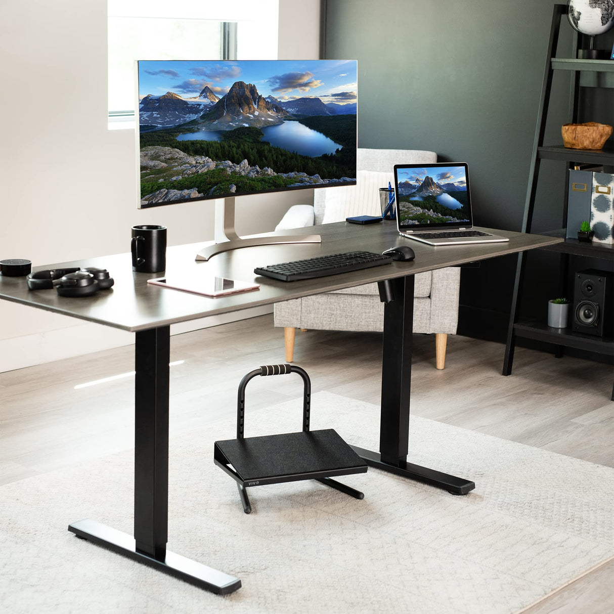 VIVO Ergonomic Height Adjustable Foot Rest Relief Platform, Elevated Stool for Comfortable Sit to Stand Workstation, Non-Slip Surface, Portable, Home Office Classroom Use, Black, STAND-FT01