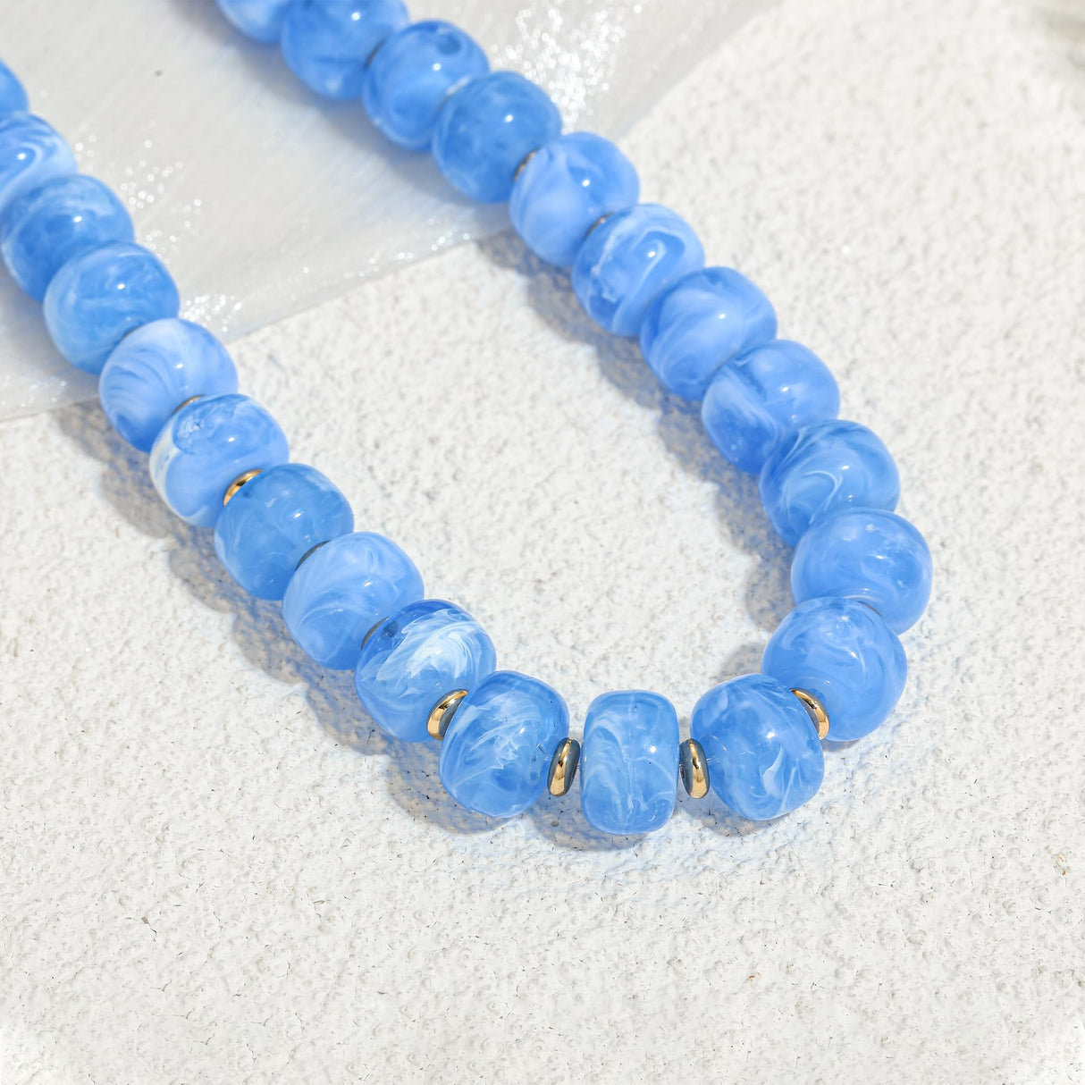 WOWORAMA Blue Beaded Necklaces for Women Light Blue Resin Beads Choker Necklace Statement Chunky Necklace Ocean Summer Vacation Jewelry