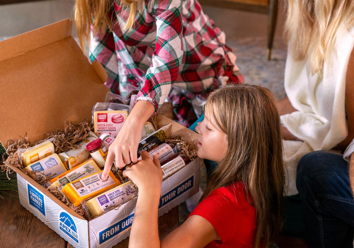 Farmers Market, Gluten Free, Keto, Paleo, Low Sodium, Zero Sugar, Christmas Charcuterie Board, Holiday Meat and Cheese Gift Baskets, Classic Assortment