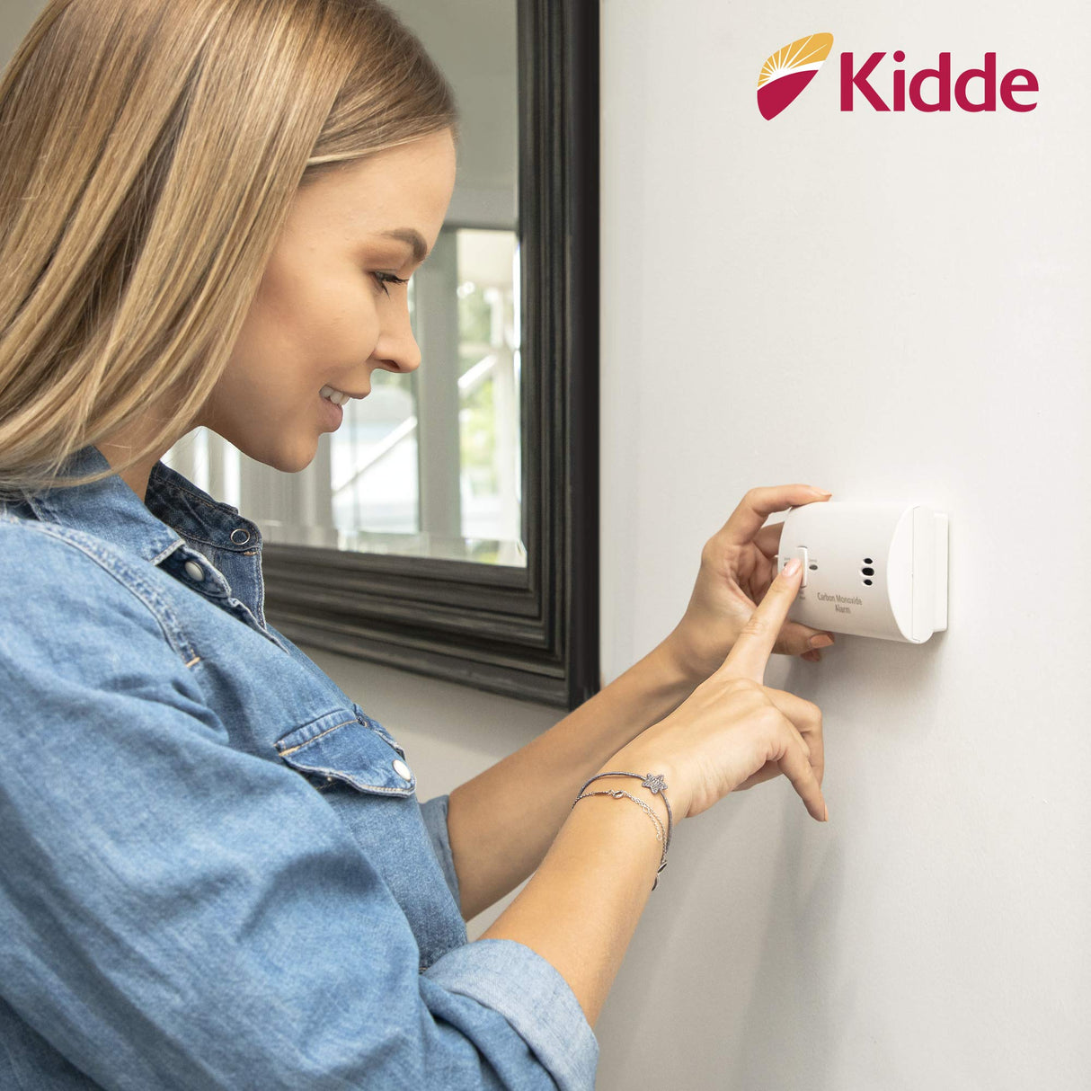 Kidde Carbon Monoxide Detector, AA Battery Powered, Portable for Travel or Home, 85 dB Alarm, LED Status Indicators, 3rd Edition