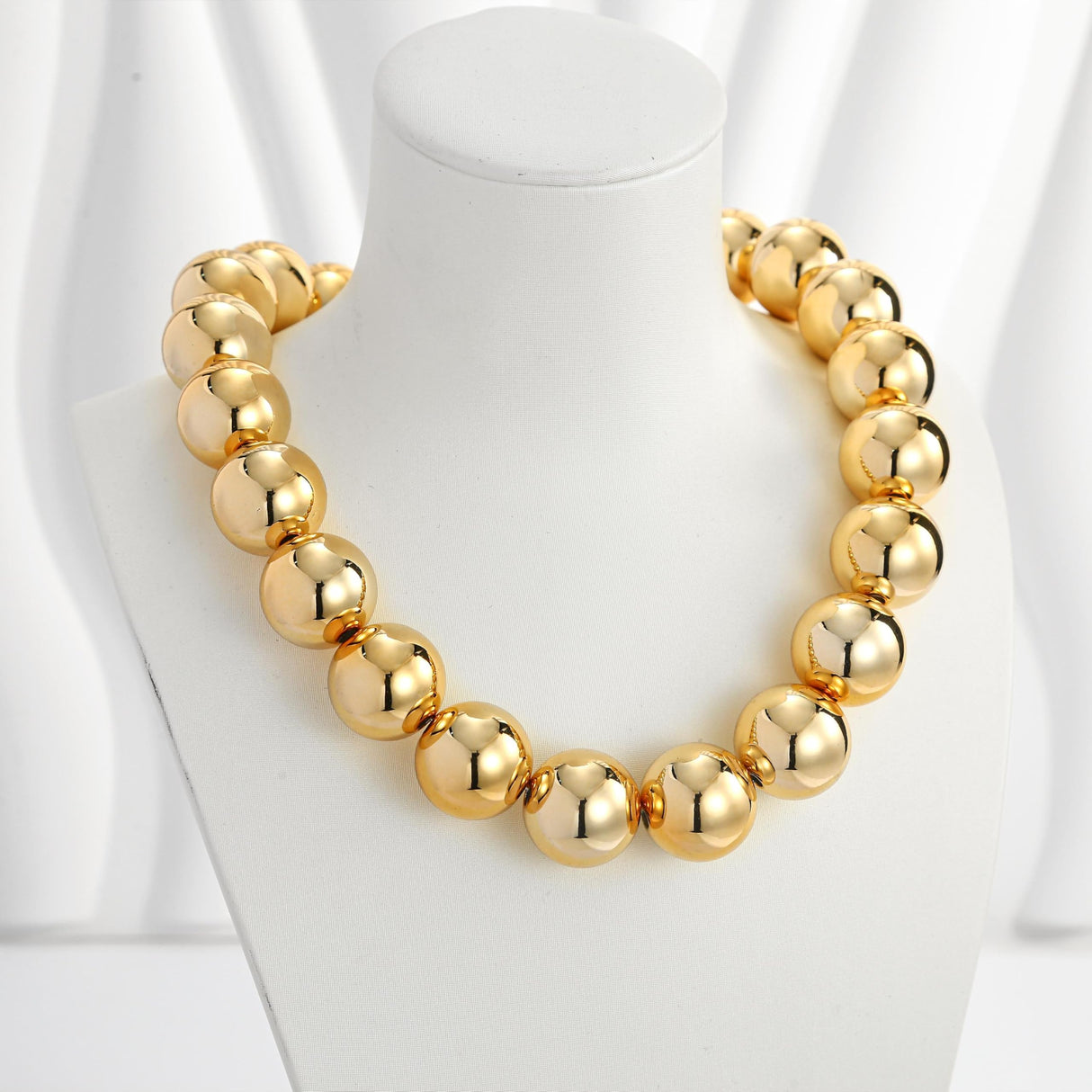 LILIE&WHITE Chunky Gold Beaded Necklaces for Women