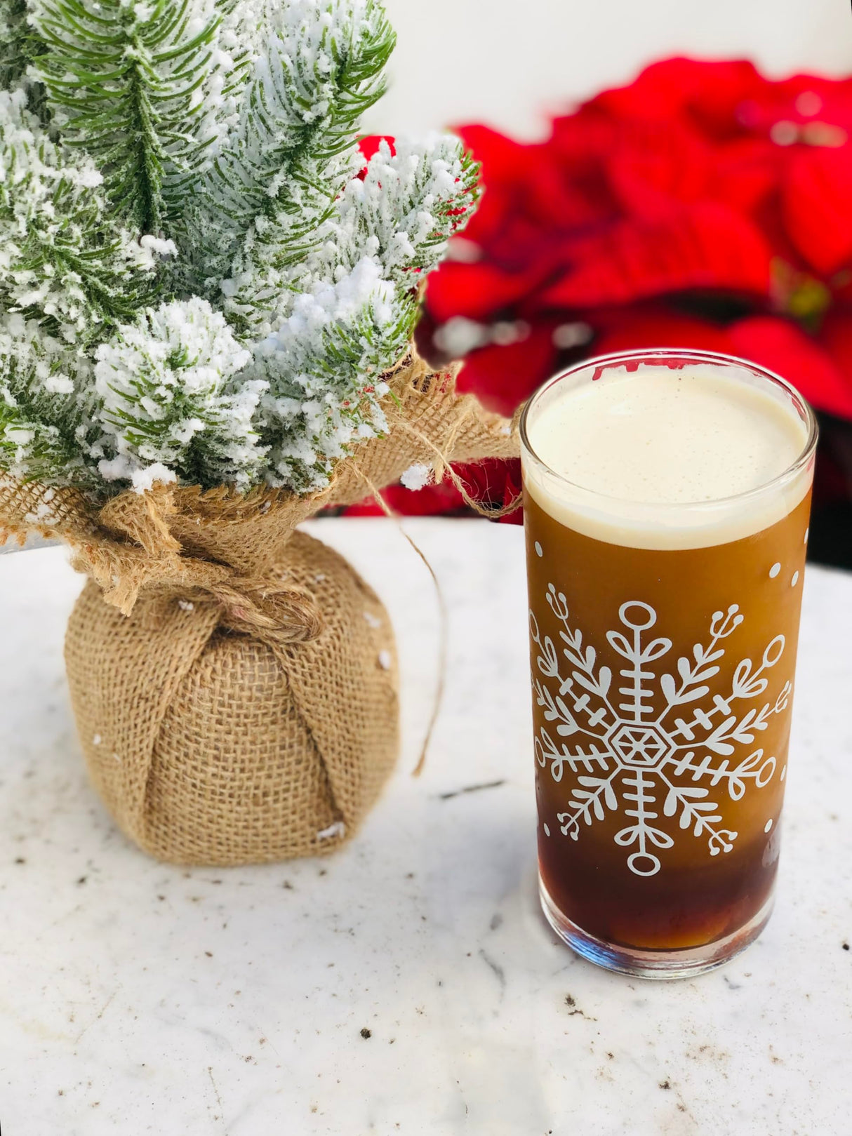 Barnie's Santa's White Christmas Coffee Pods Compatible with Keurig Brewers - A Festive Holiday Coffee Blend of Coconut, Vanilla, and Caramel Flavors - 48 count