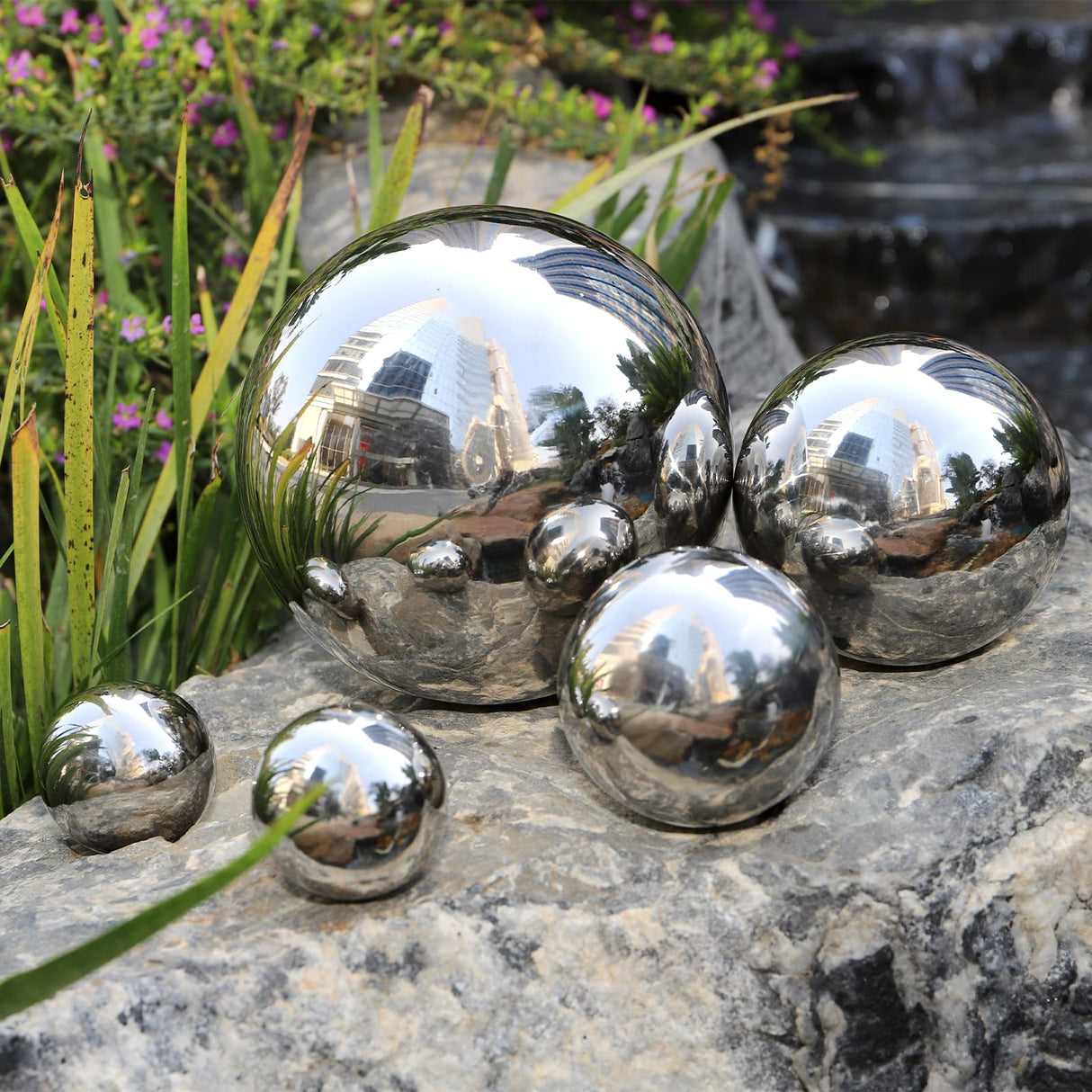 yarlung 10 Pack Stainless Steel Gazing Balls, 50-150 mm Garden Mirror Globe Floating Pond Sphere, Silver Polished Hollow Ball Reflective Ornament for Home Yard Outdoor Lawn Decoration