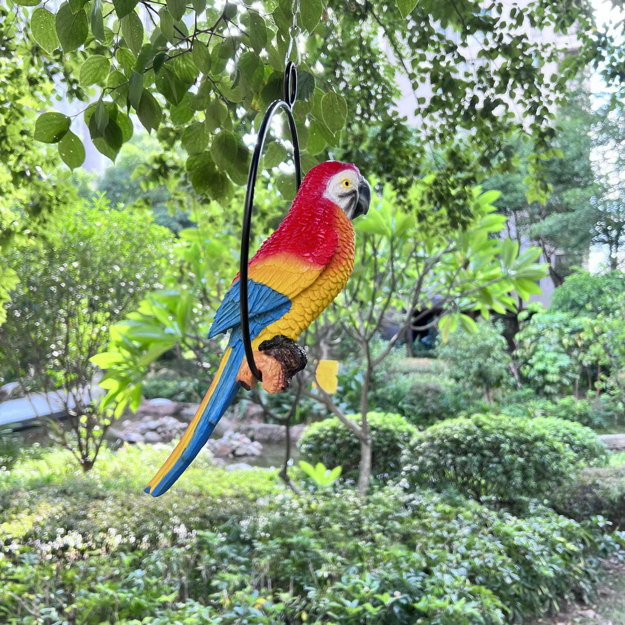 Lifelike Parrot Garden Statues Hanging Decor Ornaments Figurines Sculpture for Patio Lawn Yard, Blue Tail