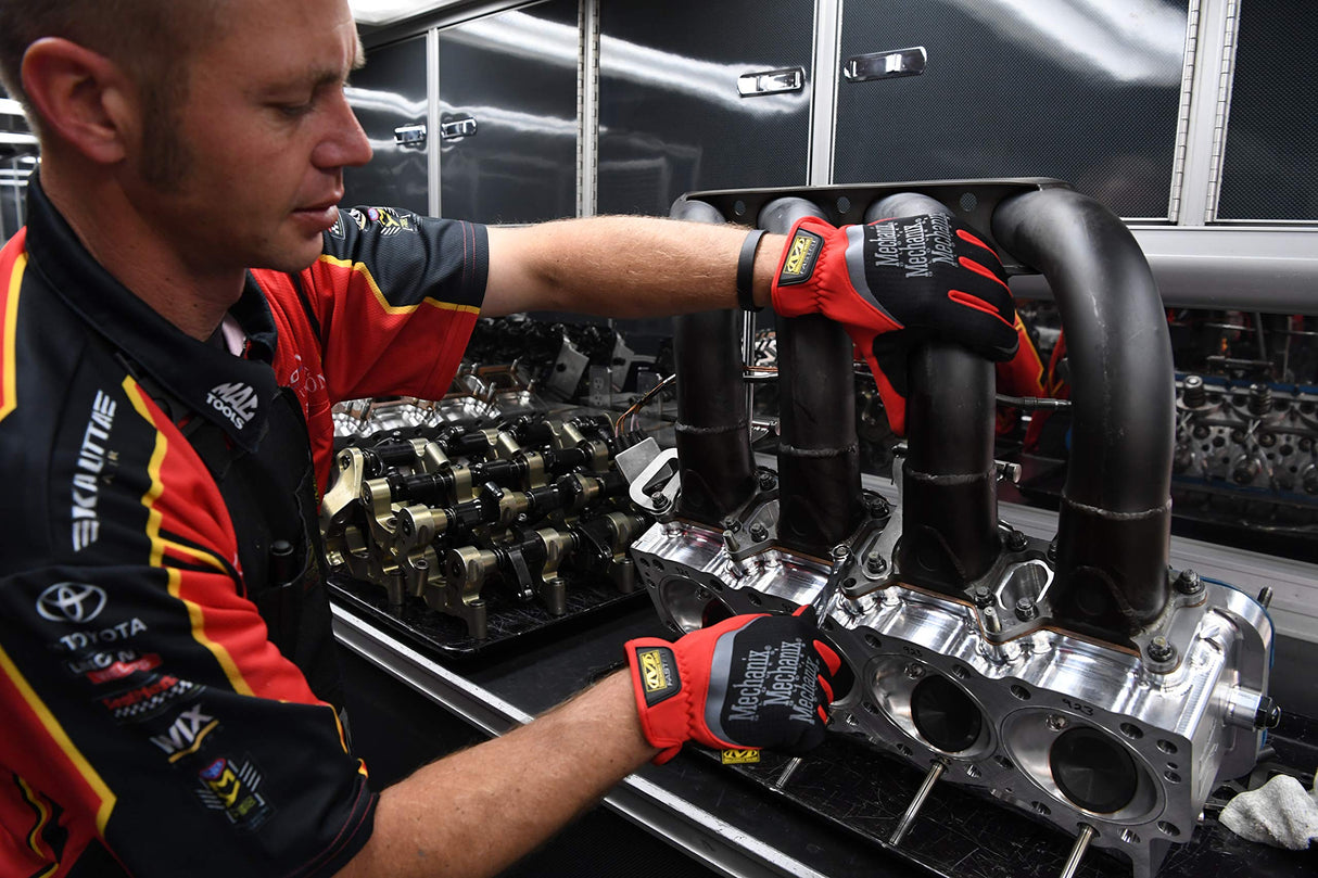 Mechanix Wear FastFit Work Gloves - Anti-Slip & Abrasion Resistant Heavy Duty Gloves - Touchscreen Compatible - Vibration Damping - Multipurpose Use - Medium - Red