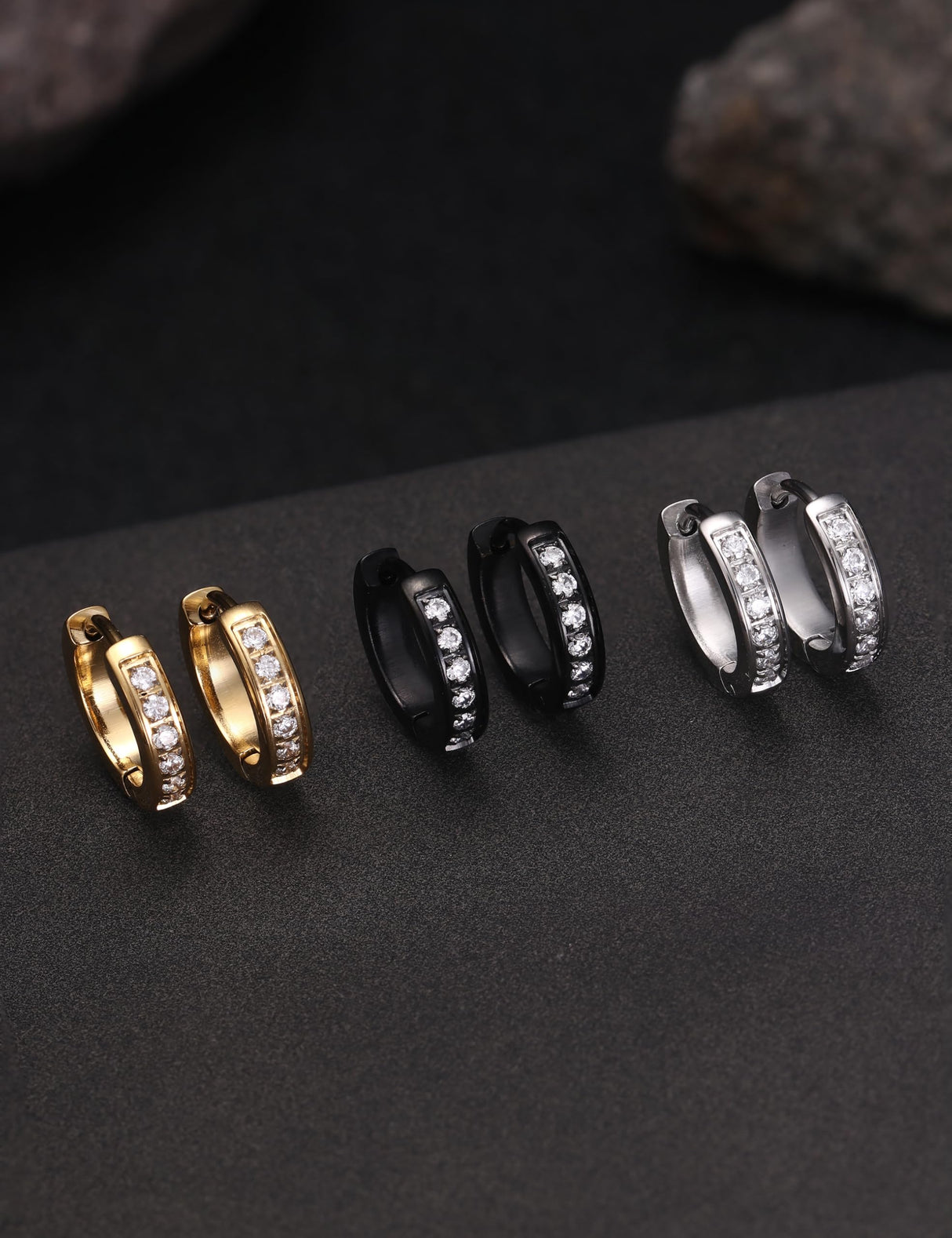 316L Stainless Steel Hoop Earrings for Men Women Hypoallergenic Cubic Zirconia Silver/Black/Gold Hoop Huggie Cartilage Earrings for Women Men Hoops 13mm Outer diameter