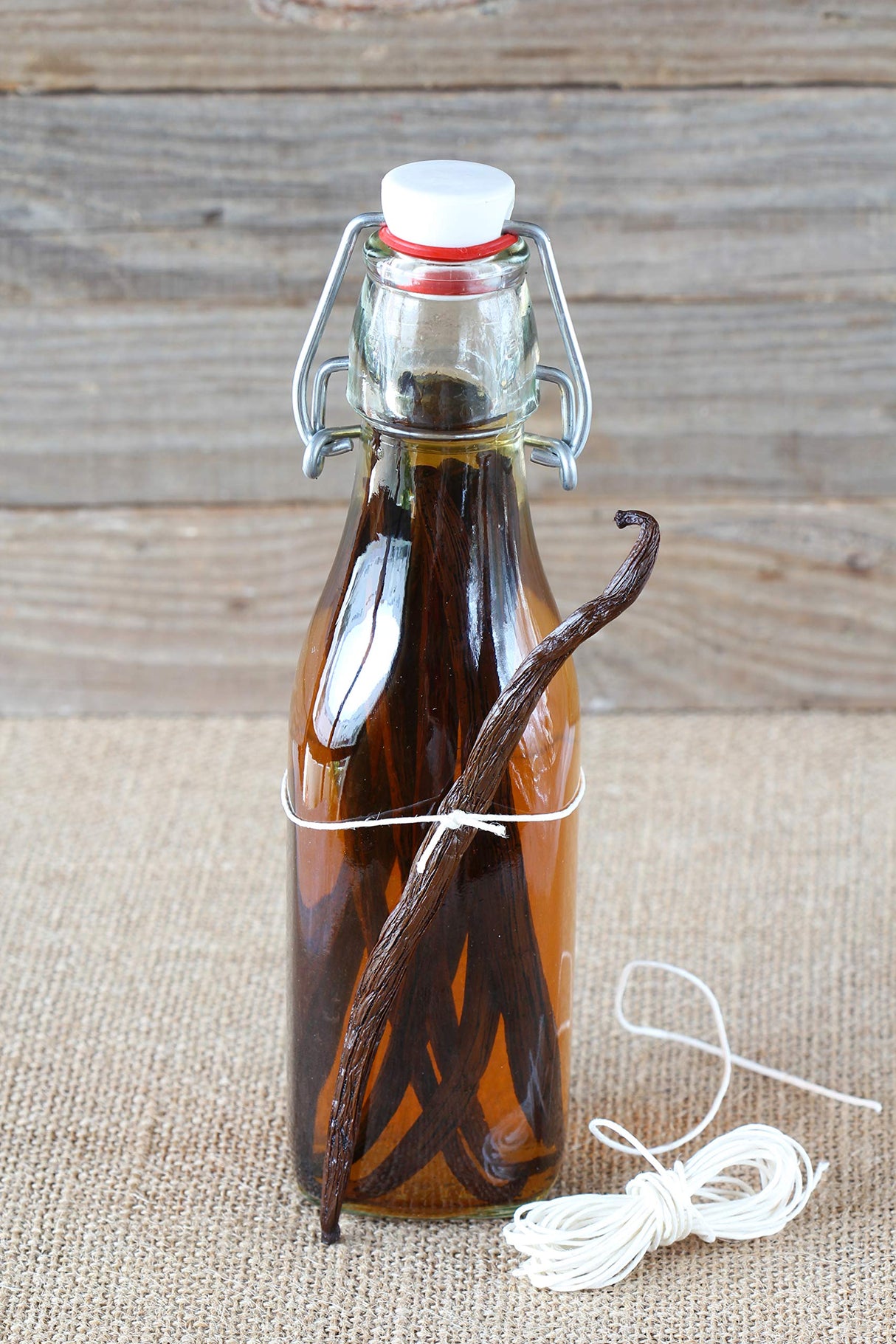 Organic Vanilla Extract - Made with Madagascar Vanilla Beans - 8 fl oz – For Baking, Desserts, Home Cooking and Chefs