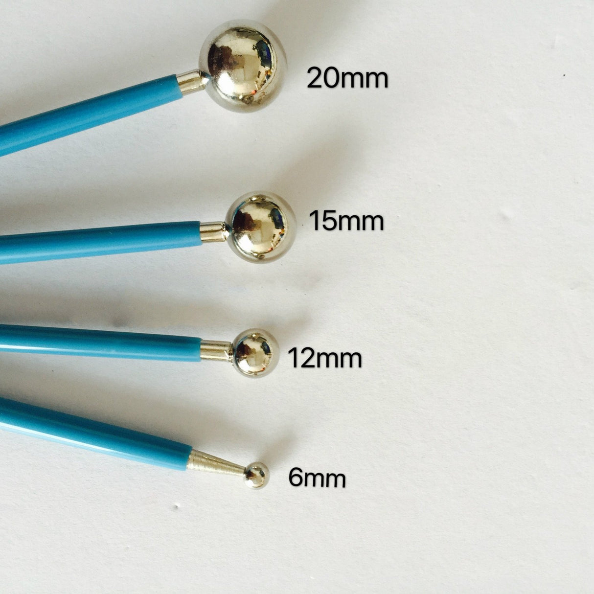 GOZOLA Concrete Countertop Caulking Tool, Metal Ball Tile Caulk Finishing Tool Used to Press The Tile Grout Coating for Bathroom Kitchen and The Rest of The Household