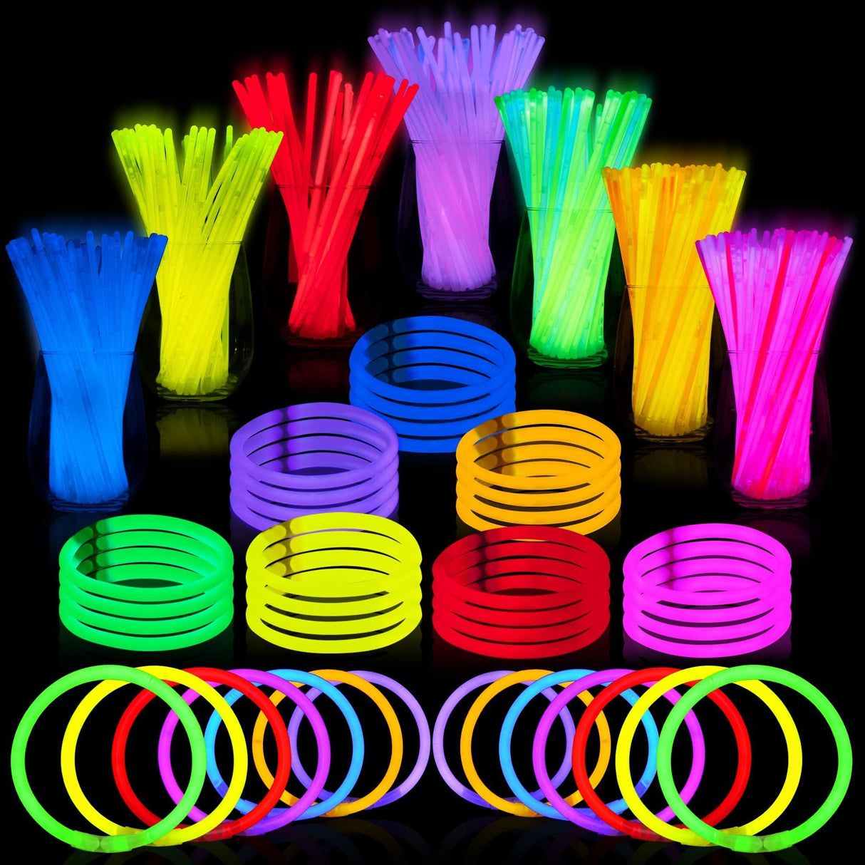 JOYIN 400 Pcs 8" Glowsticks, Halloween Supplies Pack, Bracelets Necklaces, Glow in the Dark Party Favors, Easter, Christmas, Football Party Supplies
