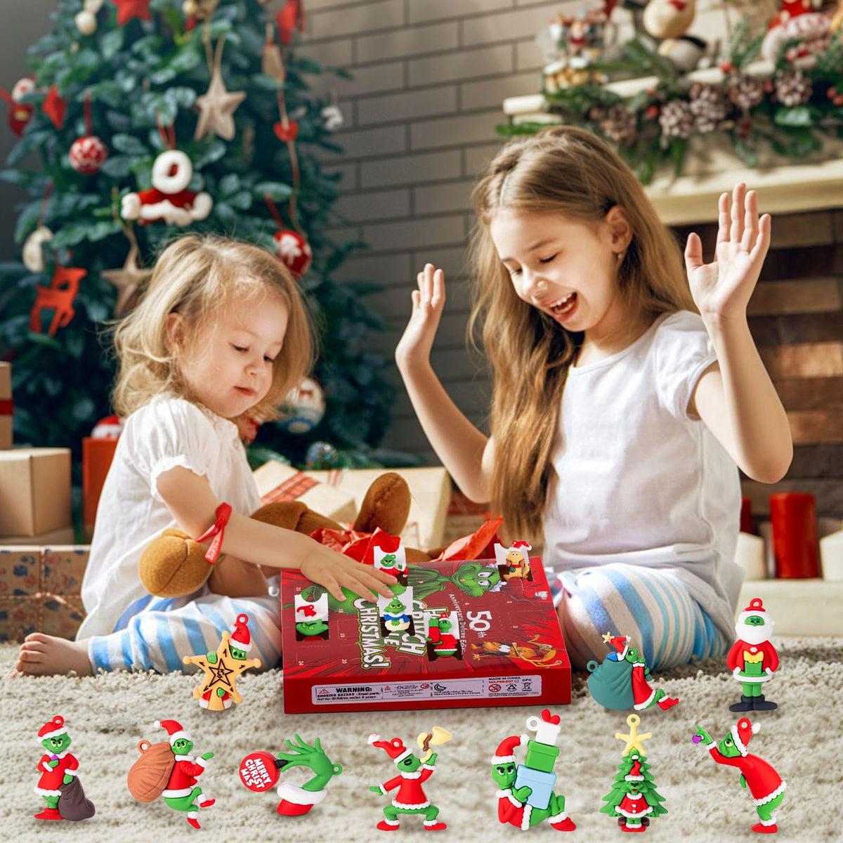 Christmas Advent Calendar 2026,Christmas Vacation Countdown Calendars,Christmas Tree Ornaments Stocking Stuffers Gifts with 24 pcs Collectible Doll Figures for Kids and Adults