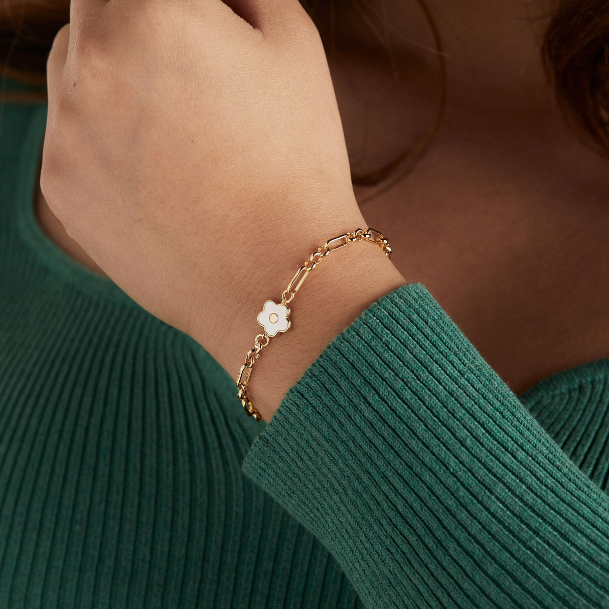 Alex and Ani Mother Of Pearl Daisy Charm Chain Bracelet