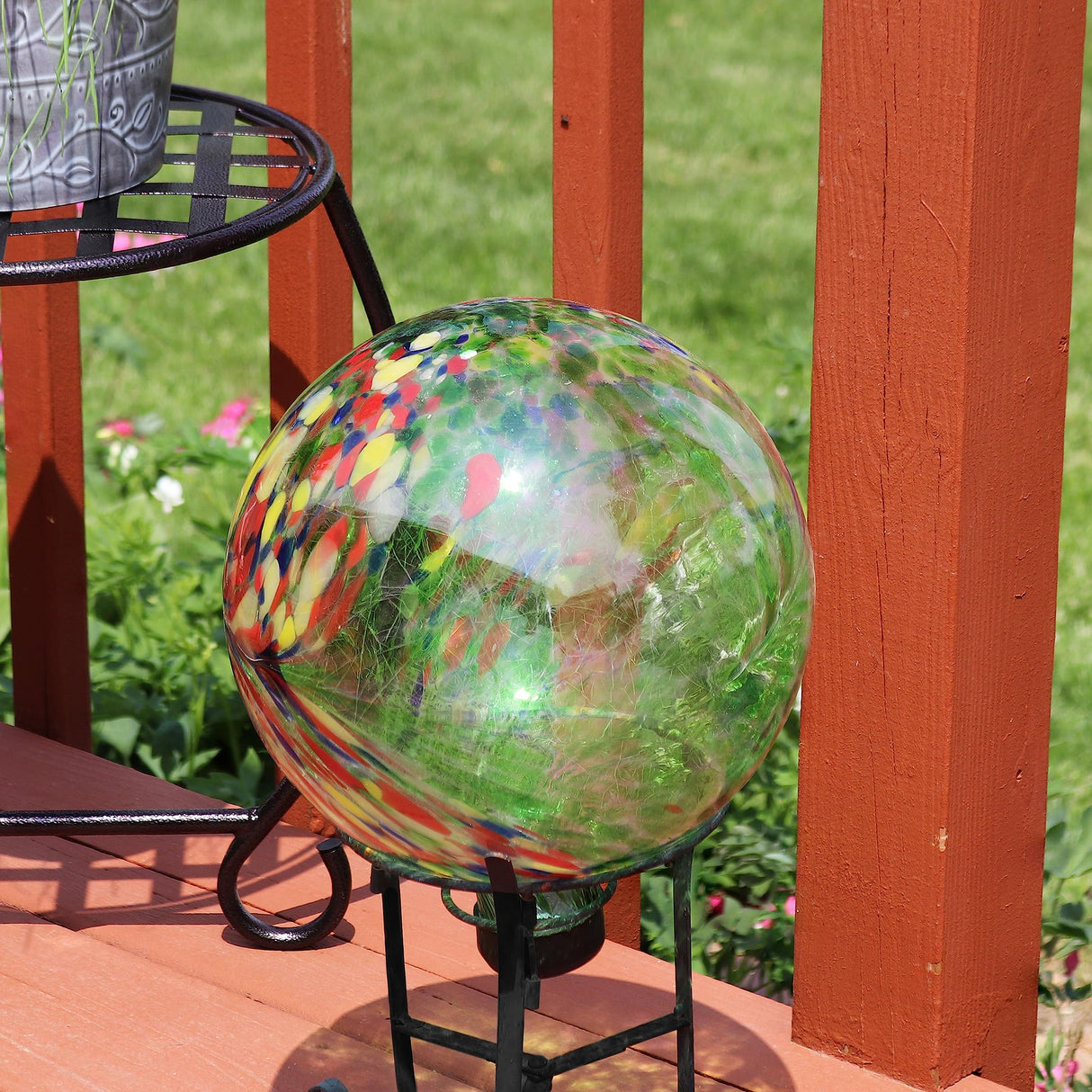 Sunnydaze 10-Inch Gazing Ball for Garden - Glass Gazing Globe for Outside - Garden Orb Yard Decor, Great for Outdoor Enthusiasts - Green Artistic