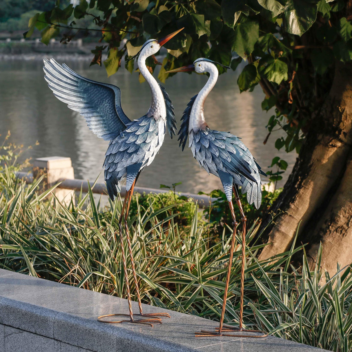 TERESA'S COLLECTIONS Garden Decor Blue Heron Metal Yard Art,38-42" Large Metal Cranes Sculptures & Statues Heron Decoy for Outdoor Indoor Decorations,Outside Patio,Pool, Lawn,Set of 2,Gift for Mom
