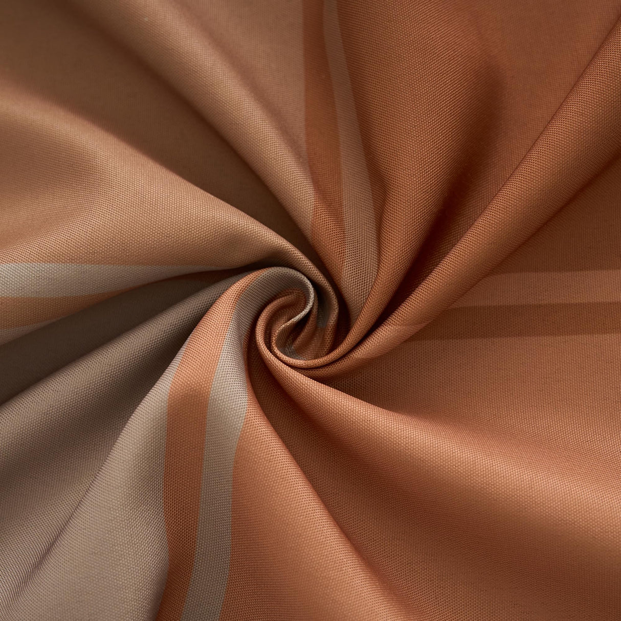 Red Brown Plaid Winter Rectangle Tablecloth - 60 x 120 Inch Oblong Polyester Checkered Gingham Christmas Table Cover Reusable Water Resistant for Fall/Autumn Thanksgiving Holiday Kitchen Dining