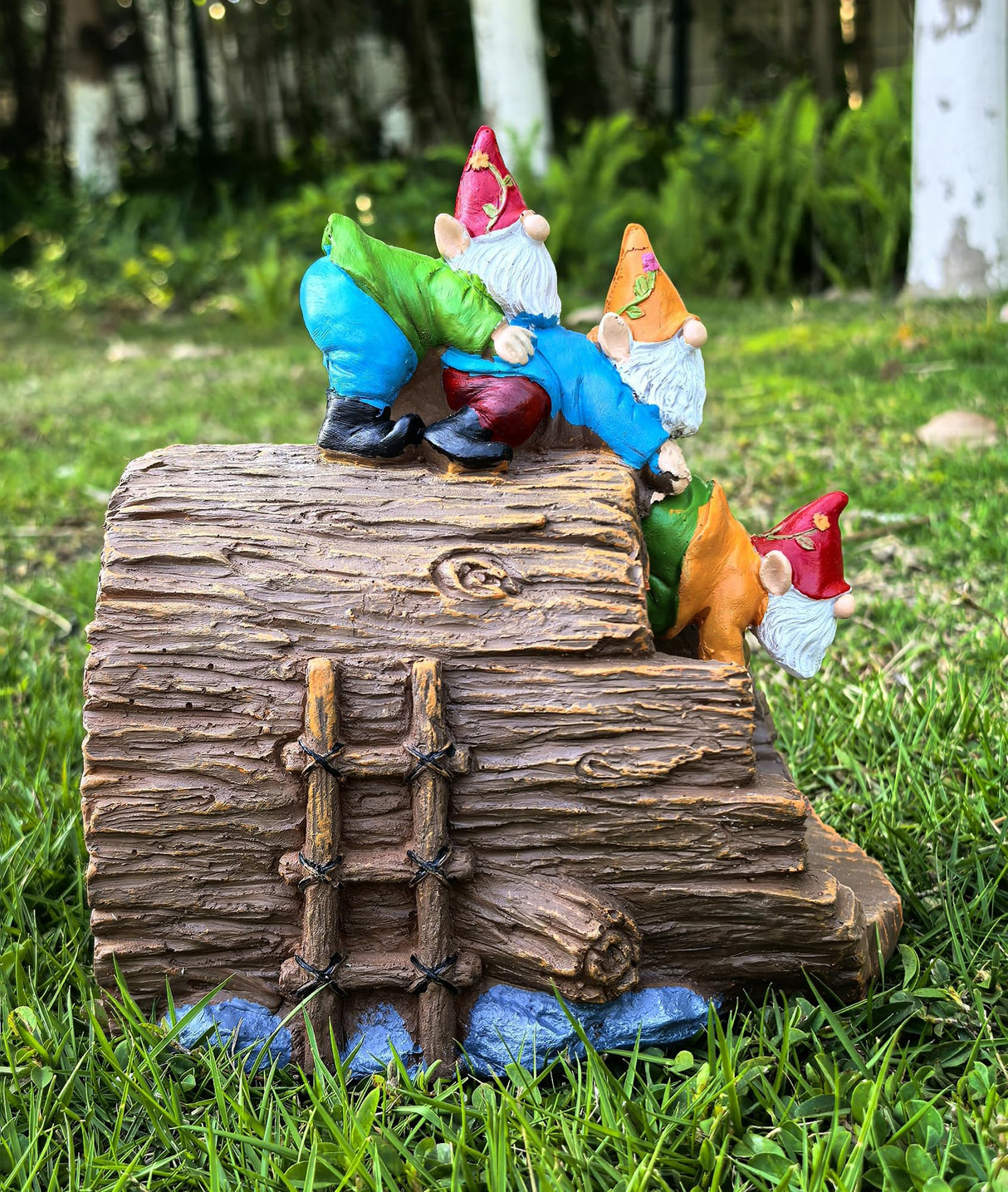 Ahbuohe Decorative Gutter Downspout Extensions Statue,3" x 4" Downspout Extension Sculpture,Gnomes Decorative Rain Gutter Downspout Extension Figurine Decor Sculpture for Lawn Yard