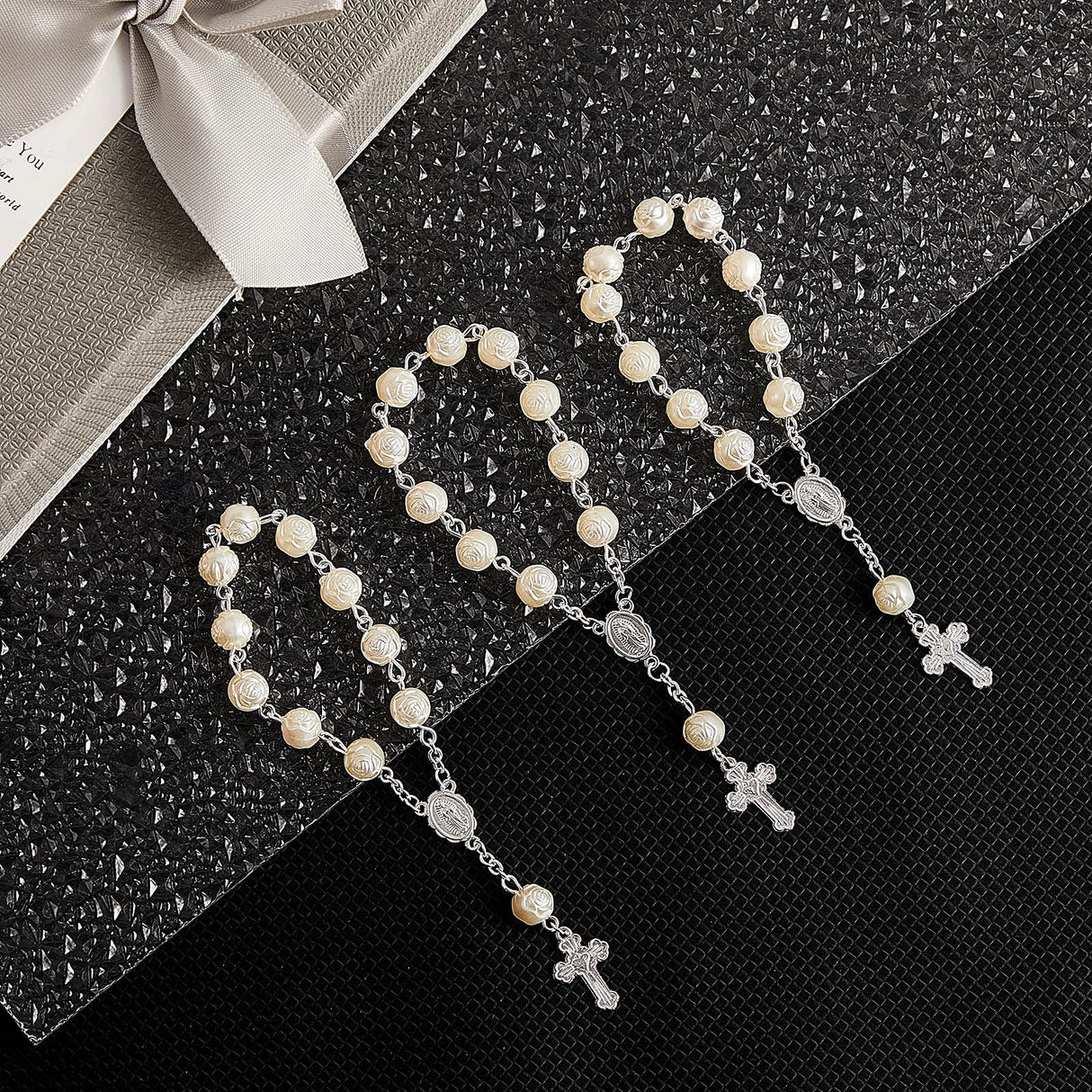 Jadive 30 Pieces Mini Rosaries Baptism Rosary Beads Finger Baptism Rosaries Bulk with Organza Bags for First Communion Christening Christmas Weddings Party Favors (Silver)