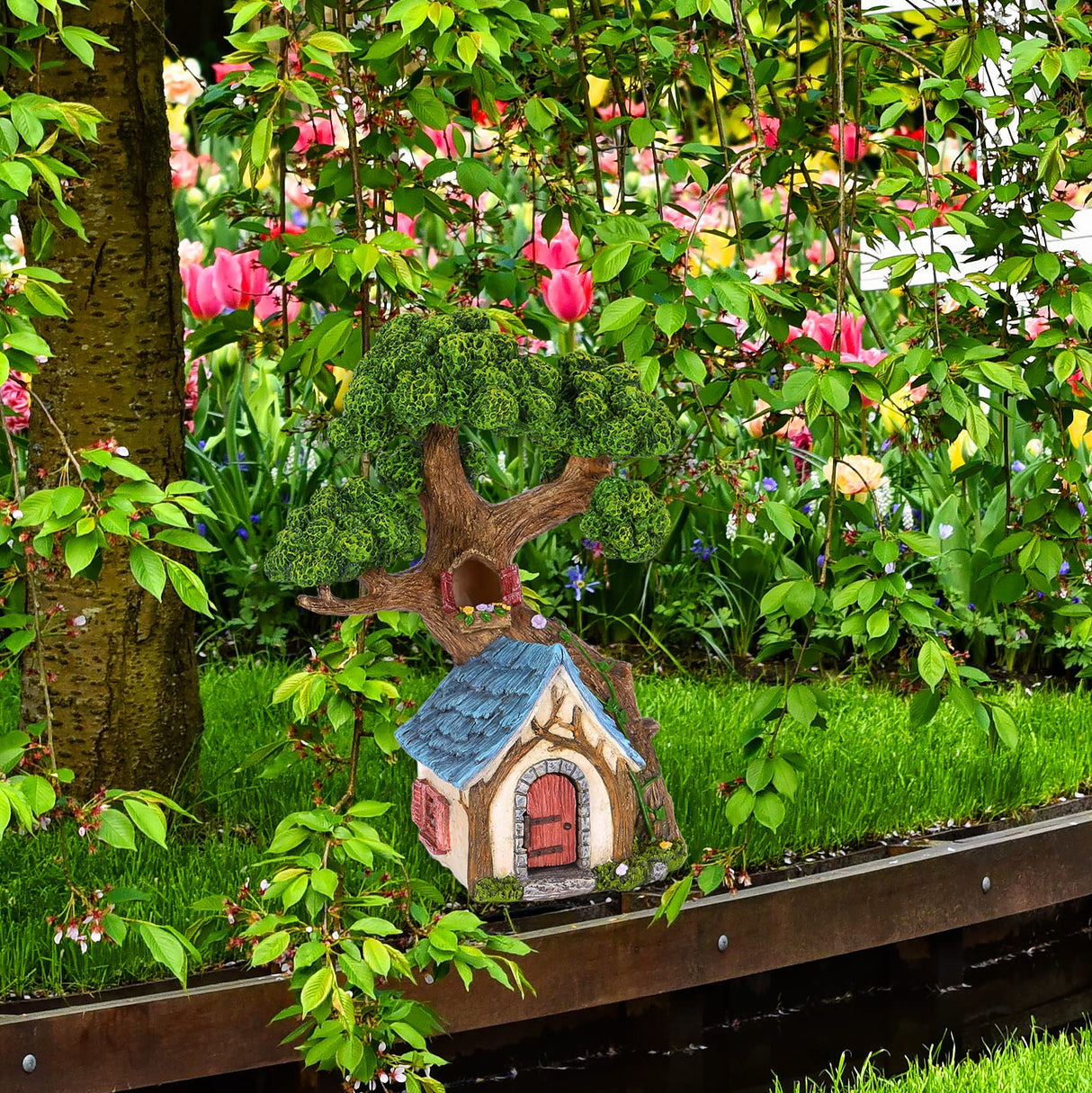 Mood Lab Fairy Garden Figurines - Tree House (8.5" H) - Miniature Decorative House - Outdoor & Indoor Garden Decor
