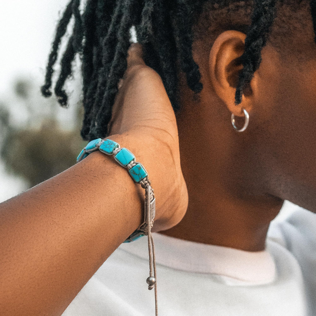 RTZN® Mens Turquoise Bracelet – Premium Handcrafted Western Turquoise Bracelets for Men And Women – 8MM Flat Bead Adjustable Turquoise Beaded Bracelet (Havana)
