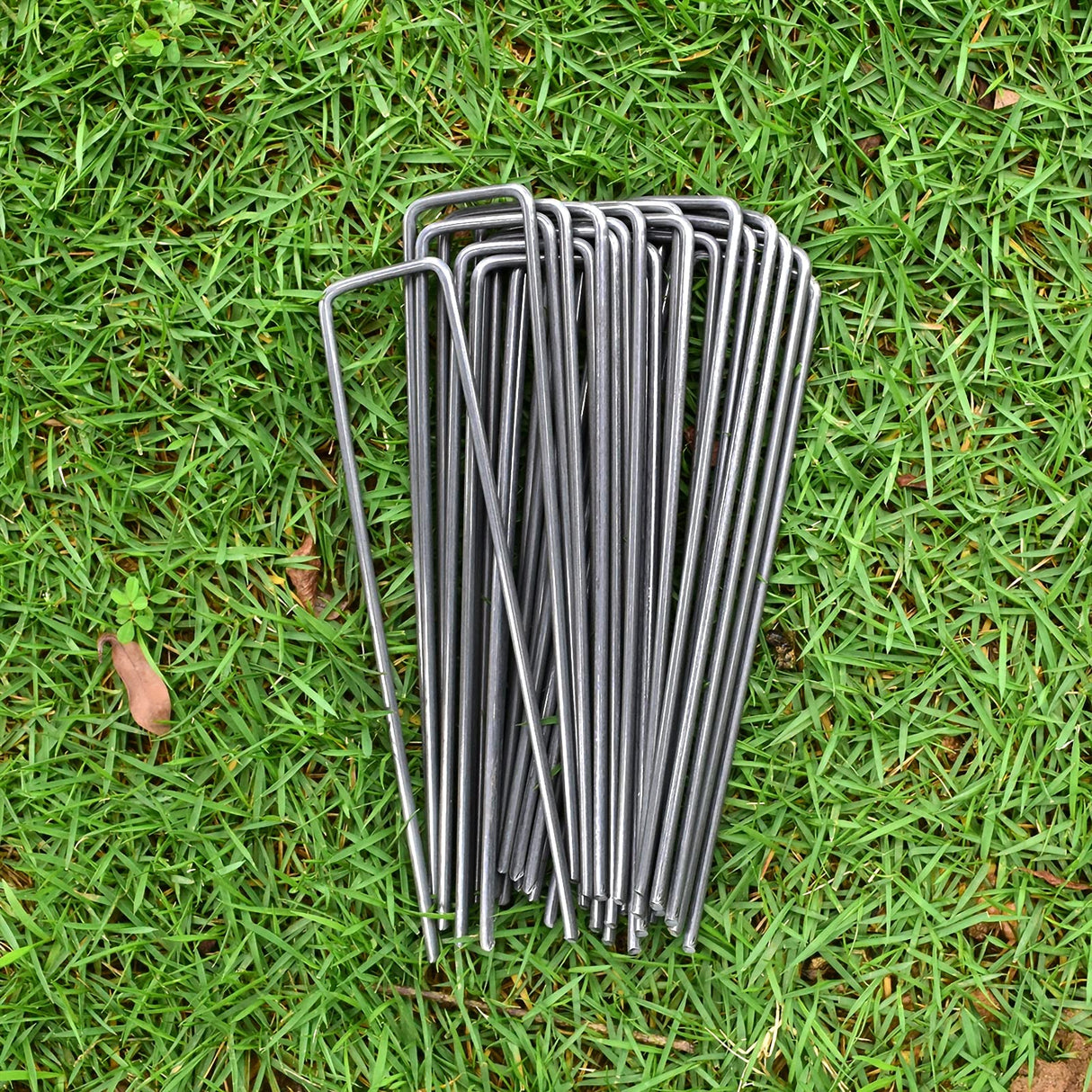 MySit 6" Garden Staples Landscape Stakes Ground Pins 100 Pack