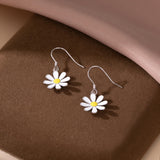 SLUYNZ 925 Sterling Silver White Flower Dangle Earrings for Women Teen Girls Daisy Flower Drop Earrings Summer Spring (A-SILVER)